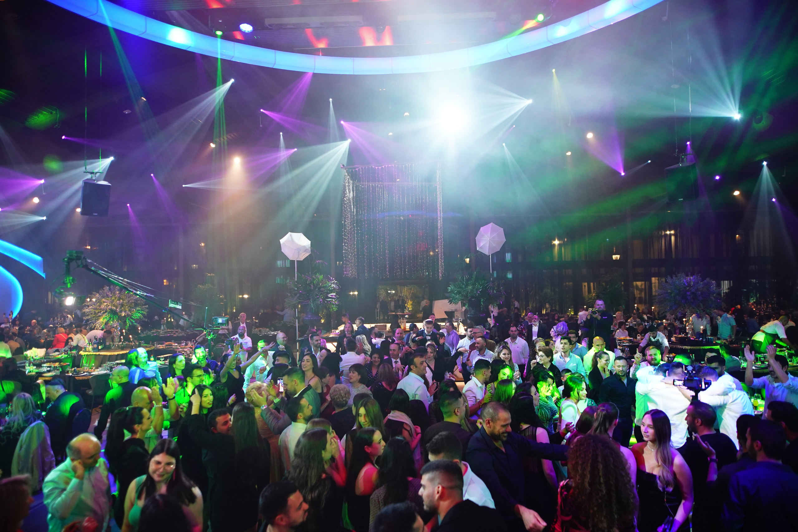 Sharon & Dudi. Wedding and events photographers Studio Shalom