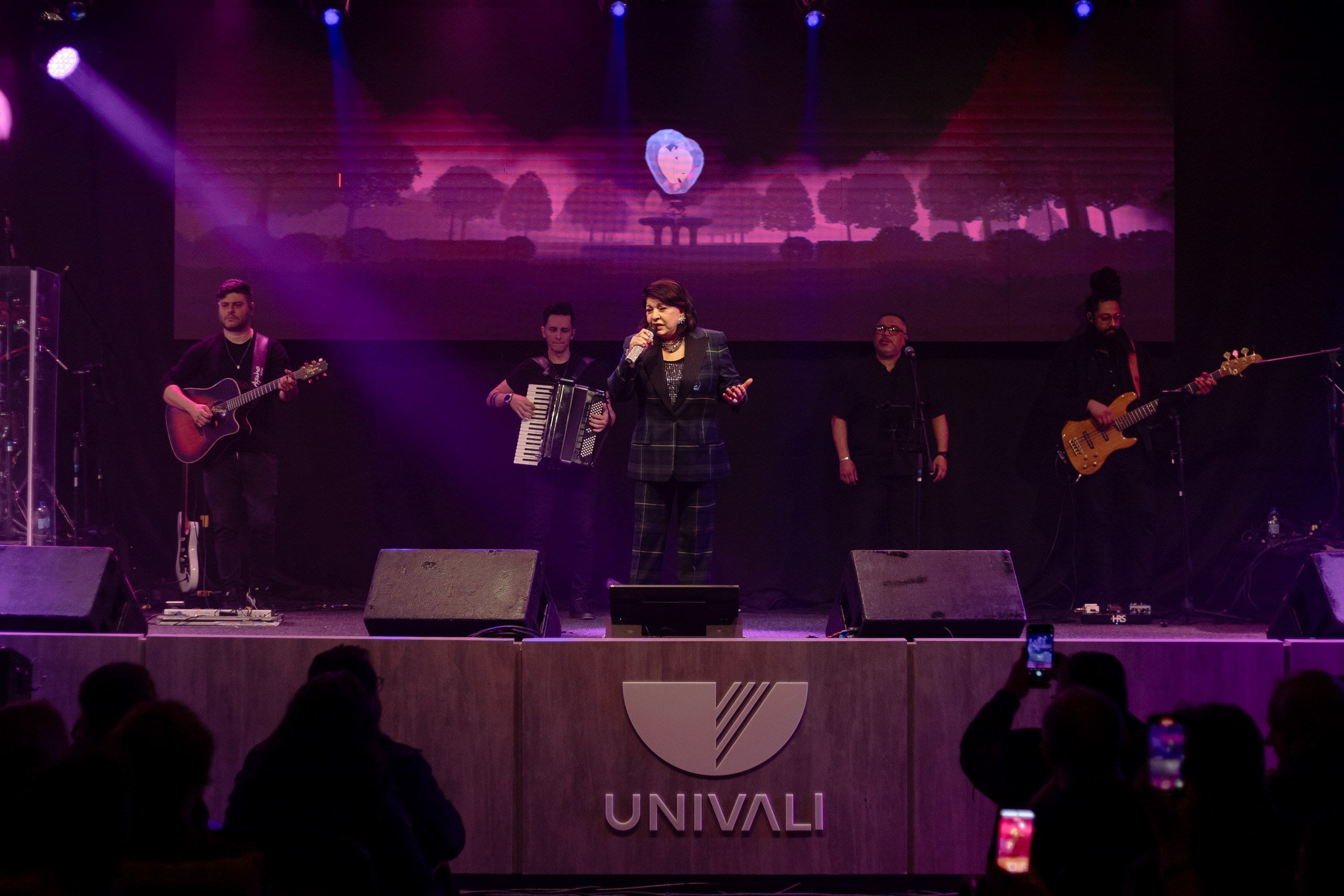 Show da cantora Roberta Miranda na Univali
