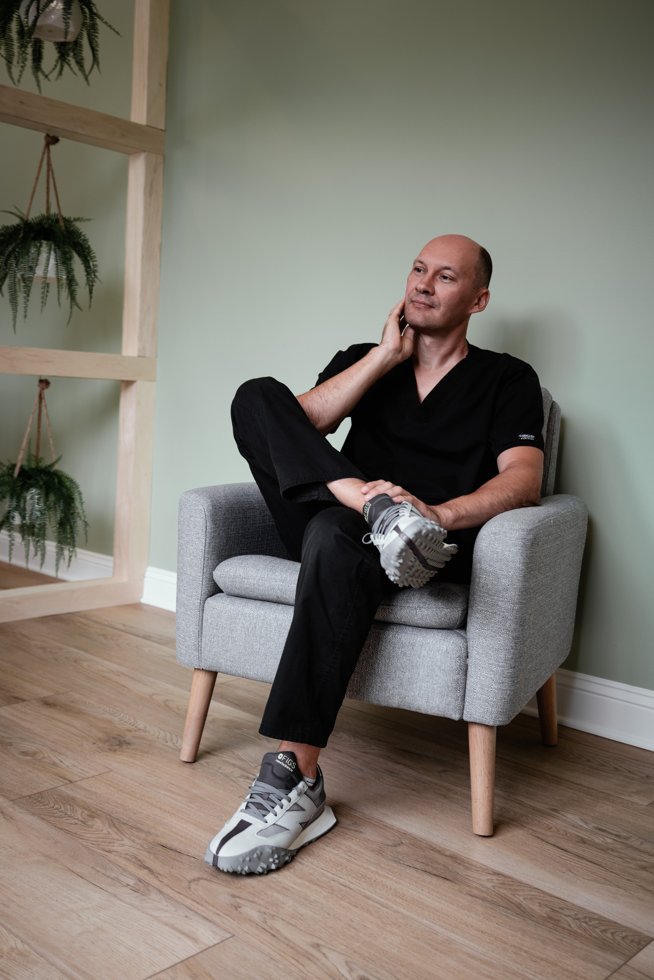 Osteopath Gregory Nefedov