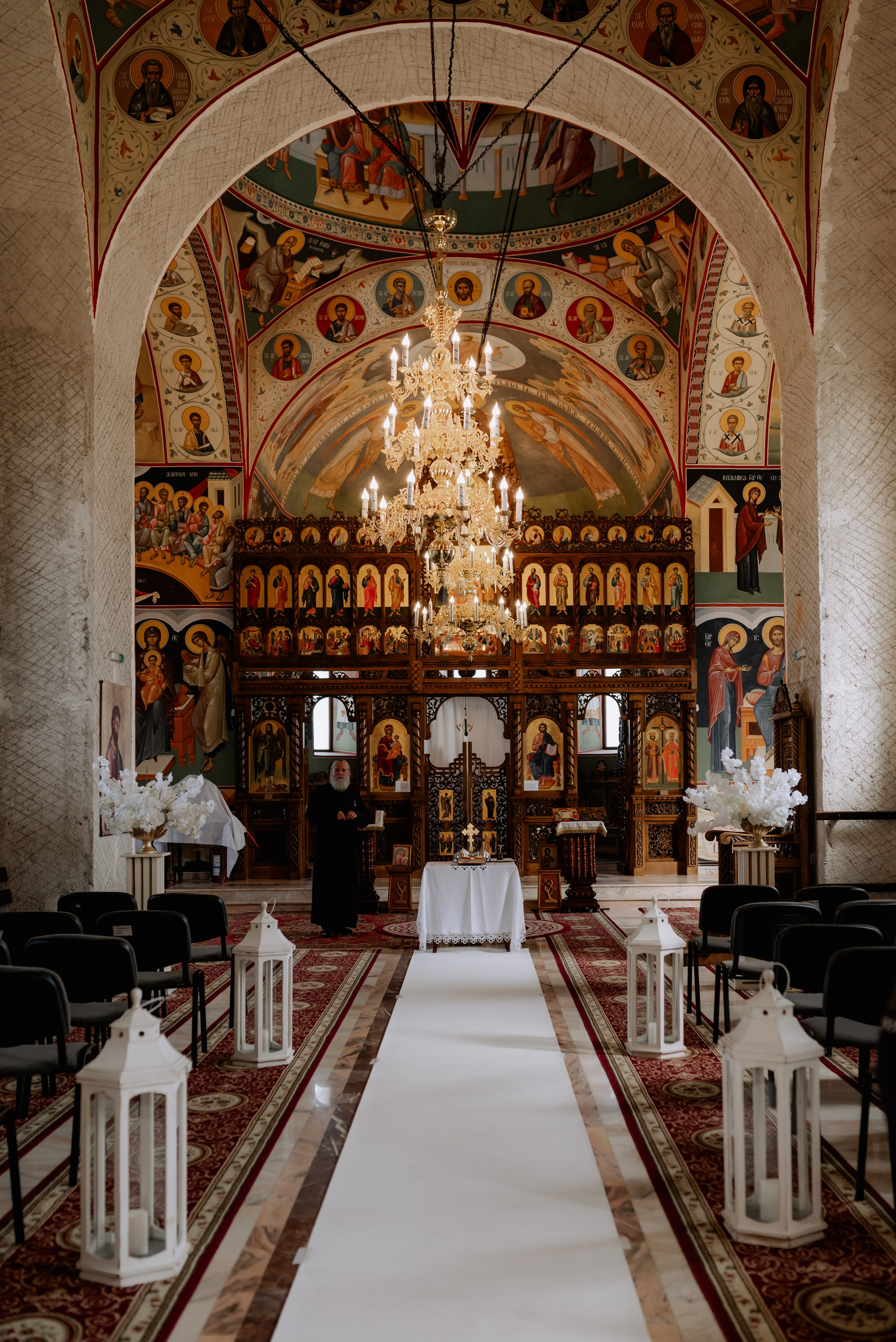 Nunta la Hotel Capitol Iasi. Proud Vision Weddings | Wedding Photography & Film — Servicii profesionale Foto Video Nunta Iasi