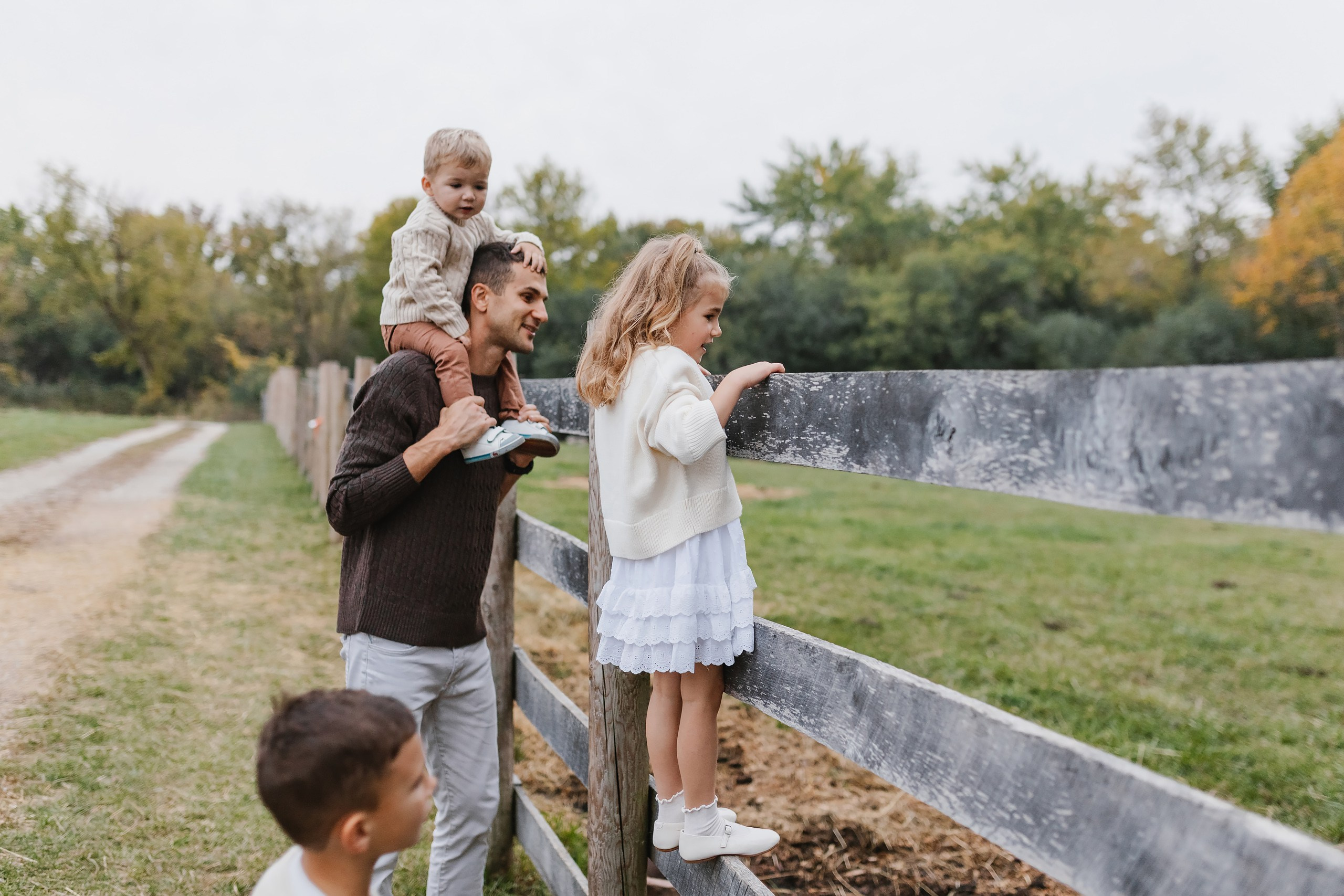 10.18.25 Family Photoshoot. Wedding family event photographer in Chicago Nick Yushevich