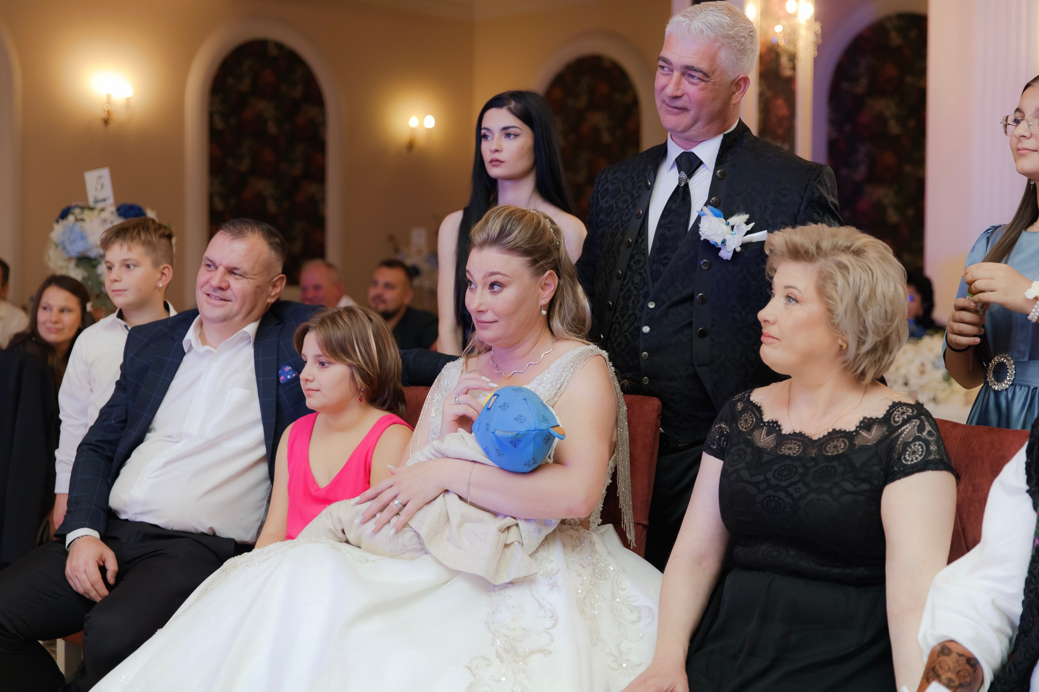 Mihai & Oana. Servicii foto-video profesionale, pentru momente de neuitat