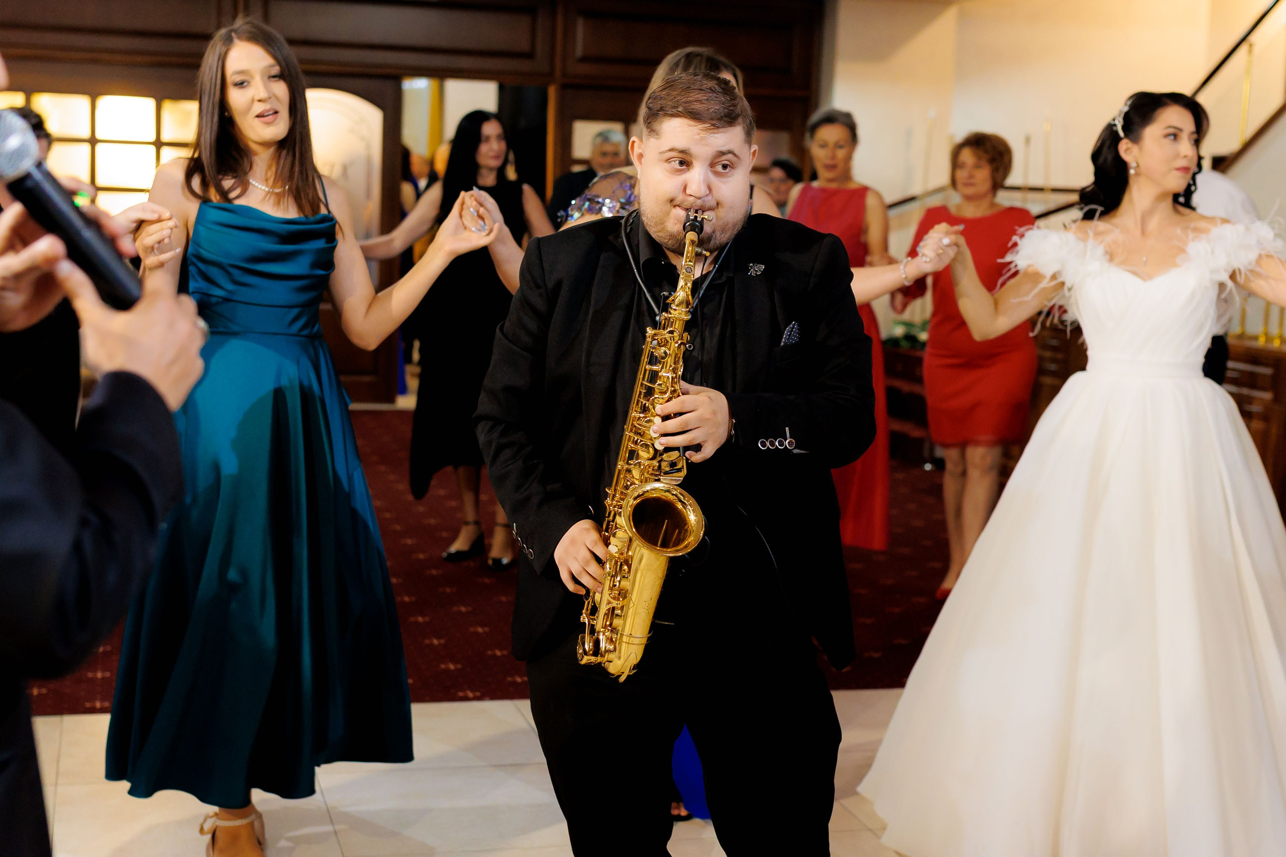 Loredana & Emilian – Ziua Nunții | Videografie - fotografie Botez Suceava, Iași, Botoșani. Servicii foto-video profesionale, pentru momente de neuitat