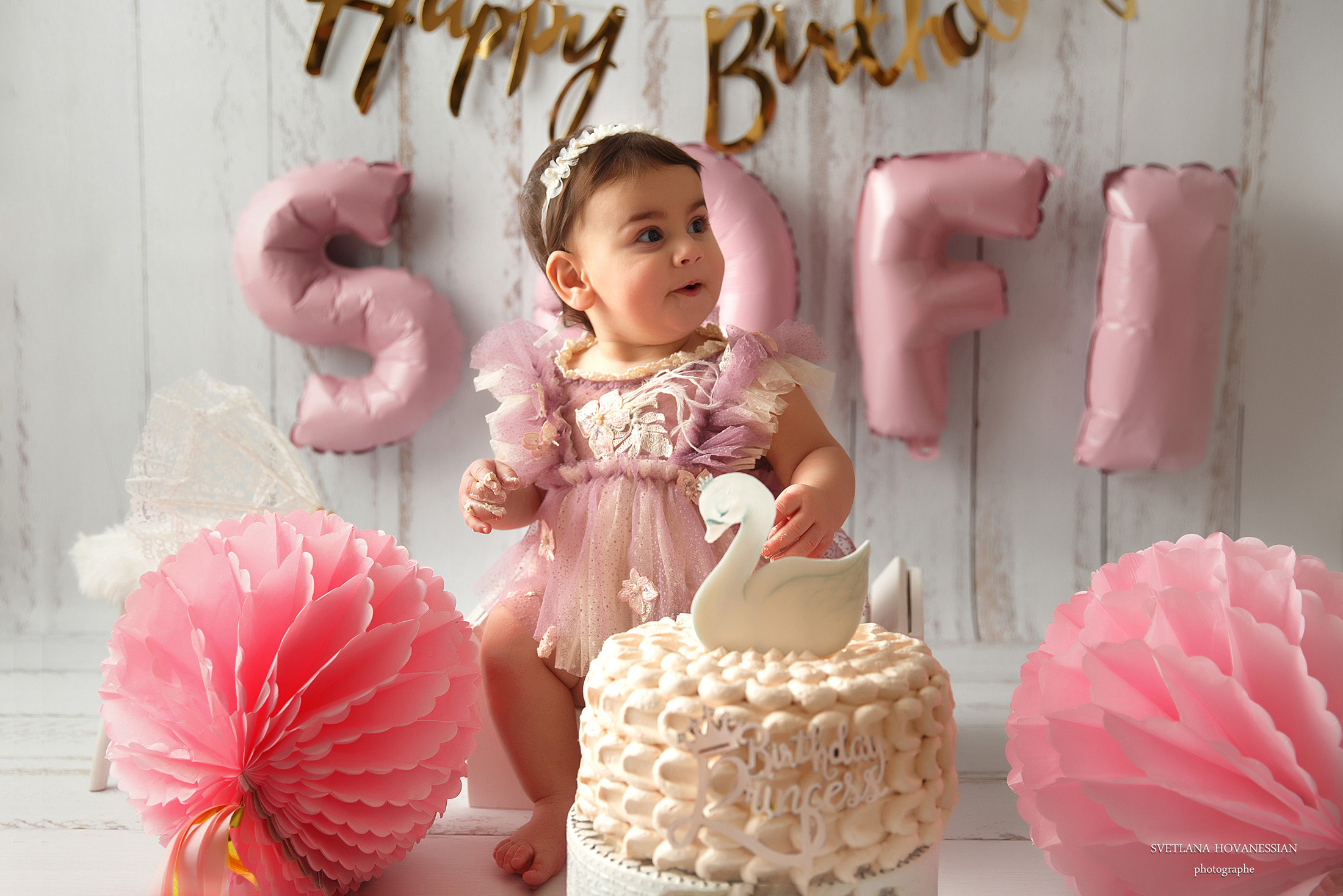 Sofi. Photographe professionelle spécialisée dans la photographie de grosses