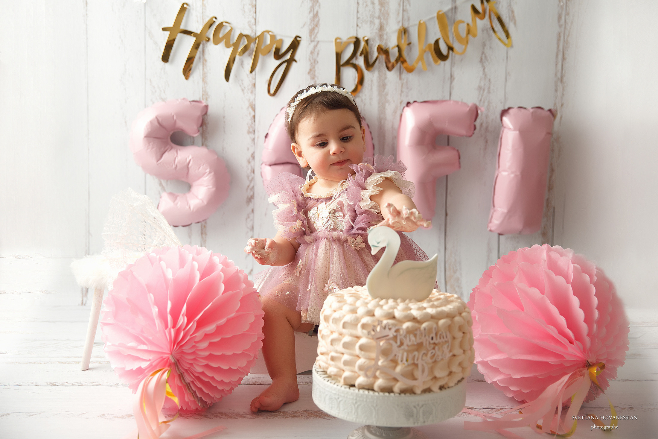 Sofi. Photographe professionelle spécialisée dans la photographie de grosses