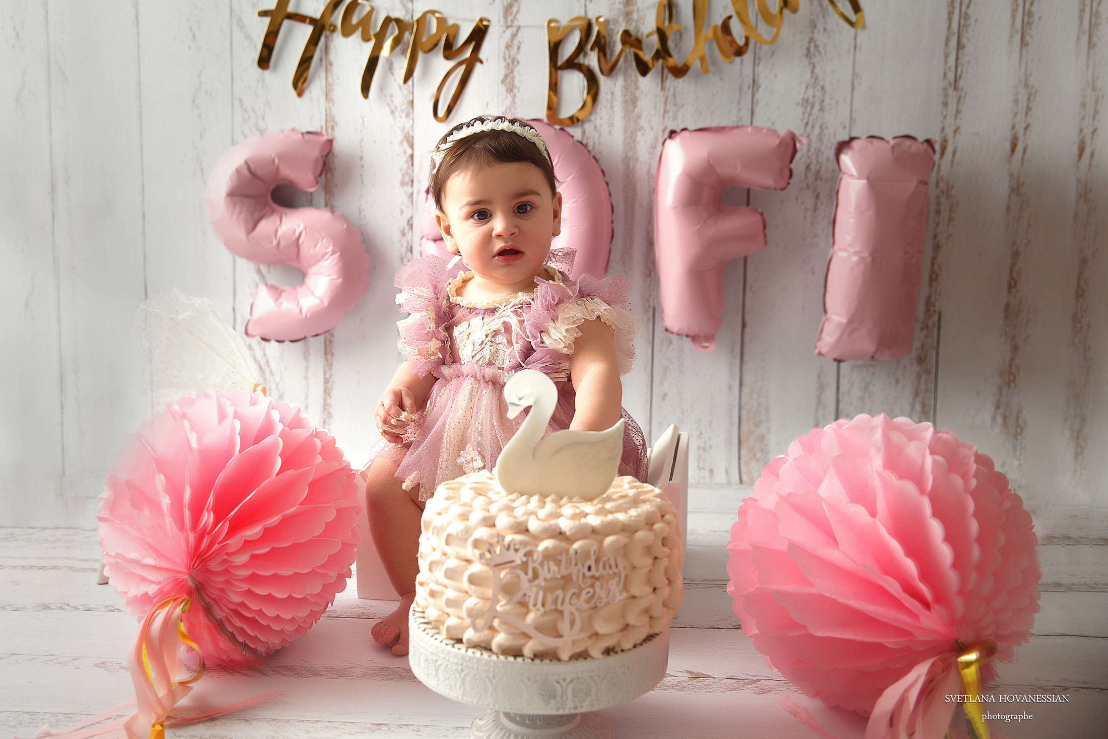 Sofi. Photographe professionelle spécialisée dans la photographie de grosses