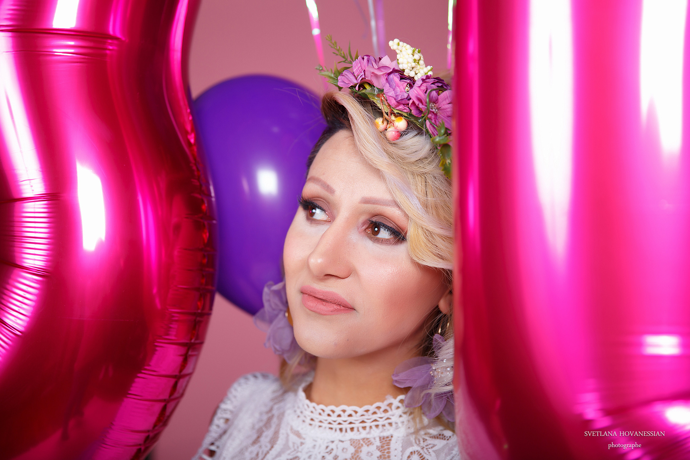 Tatev. Photographe professionelle spécialisée dans la photographie de grosses