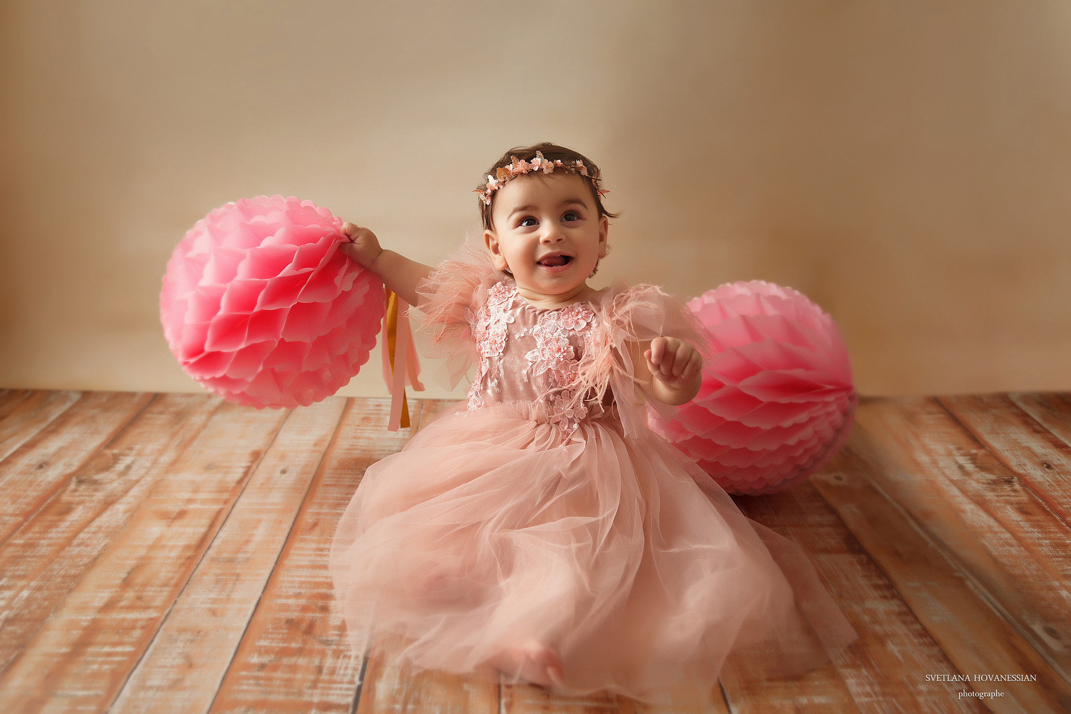 Sofi. Photographe professionelle spécialisée dans la photographie de grosses