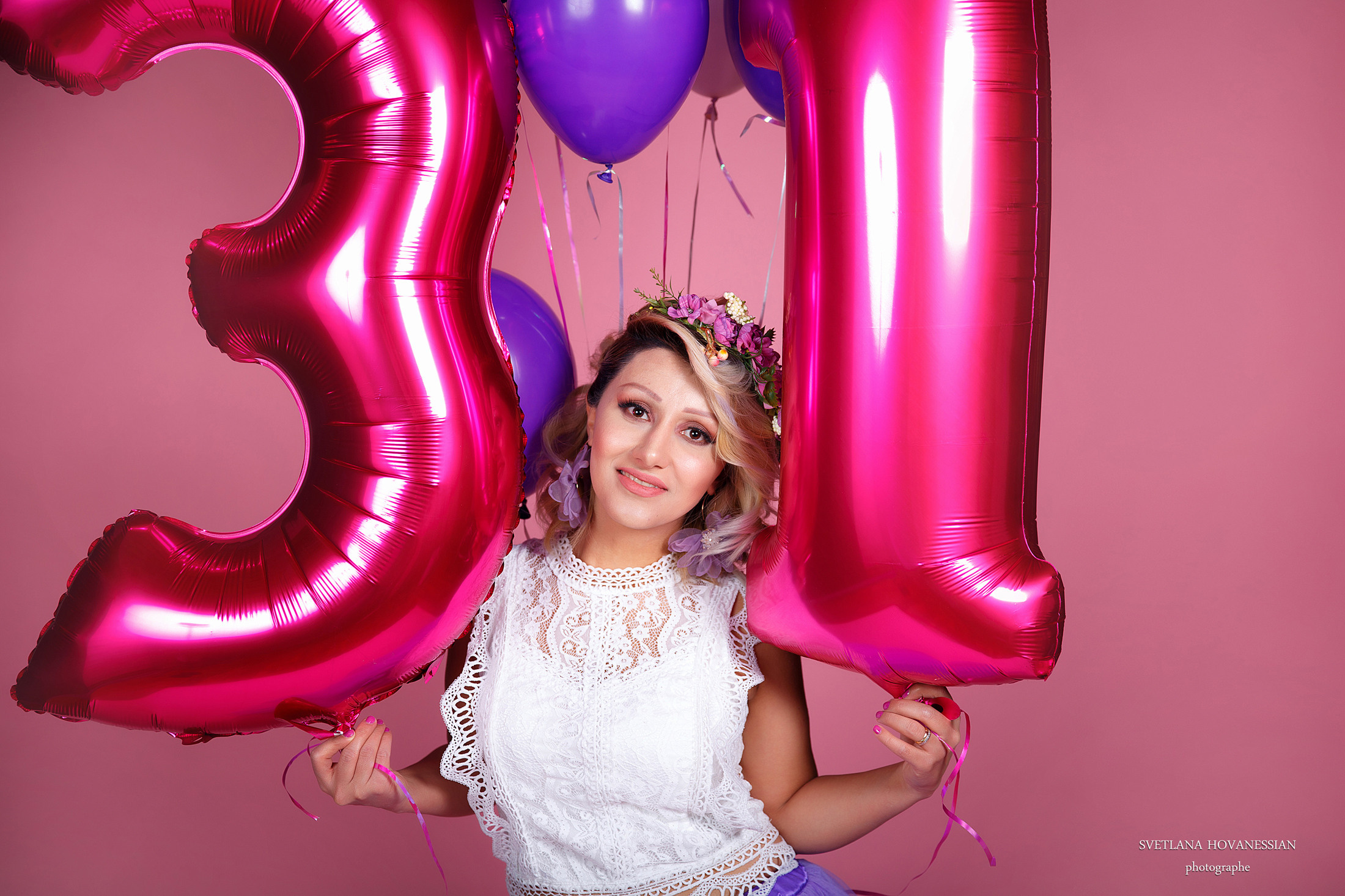 Tatev. Photographe professionelle spécialisée dans la photographie de grosses