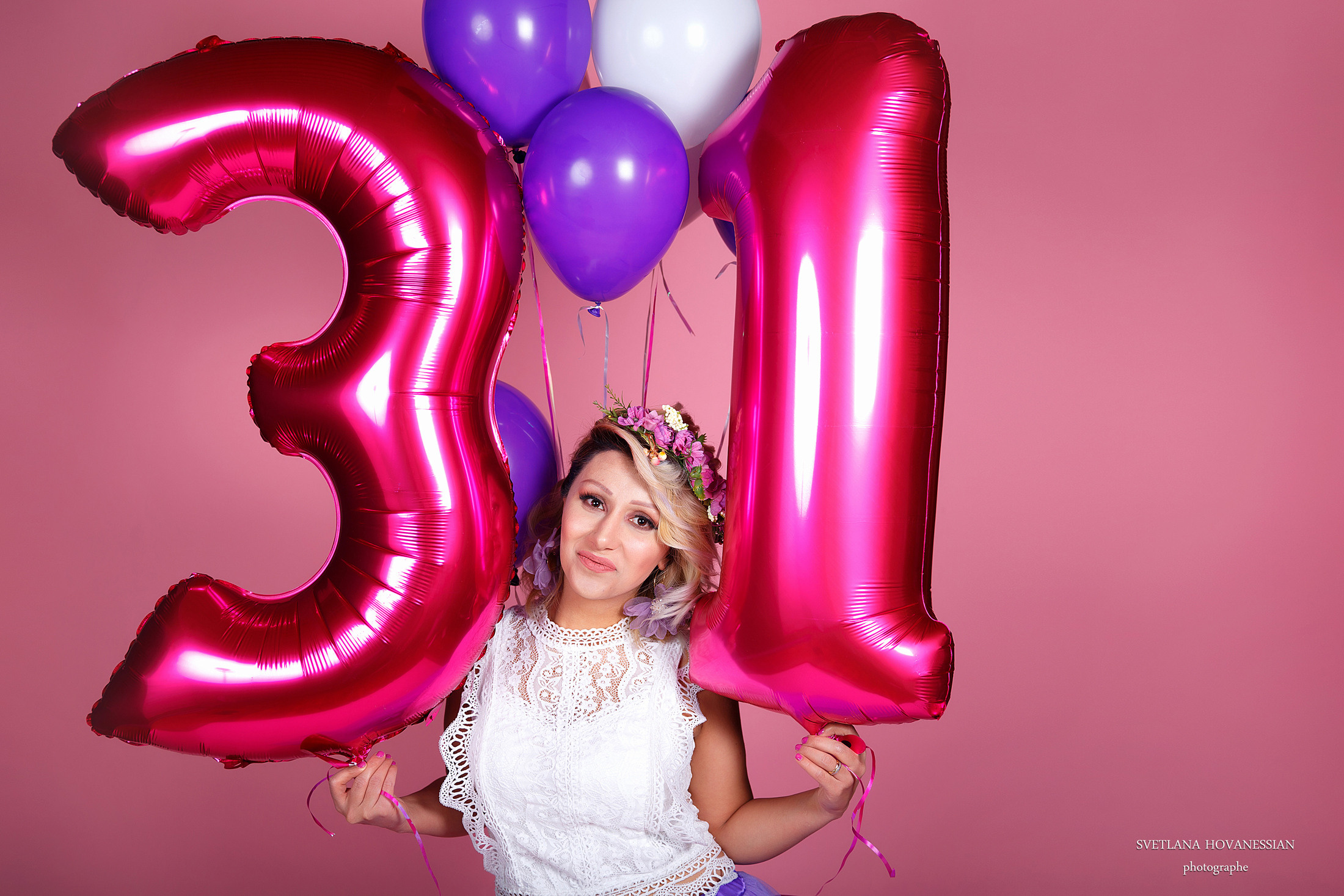 Tatev. Photographe professionelle spécialisée dans la photographie de grosses