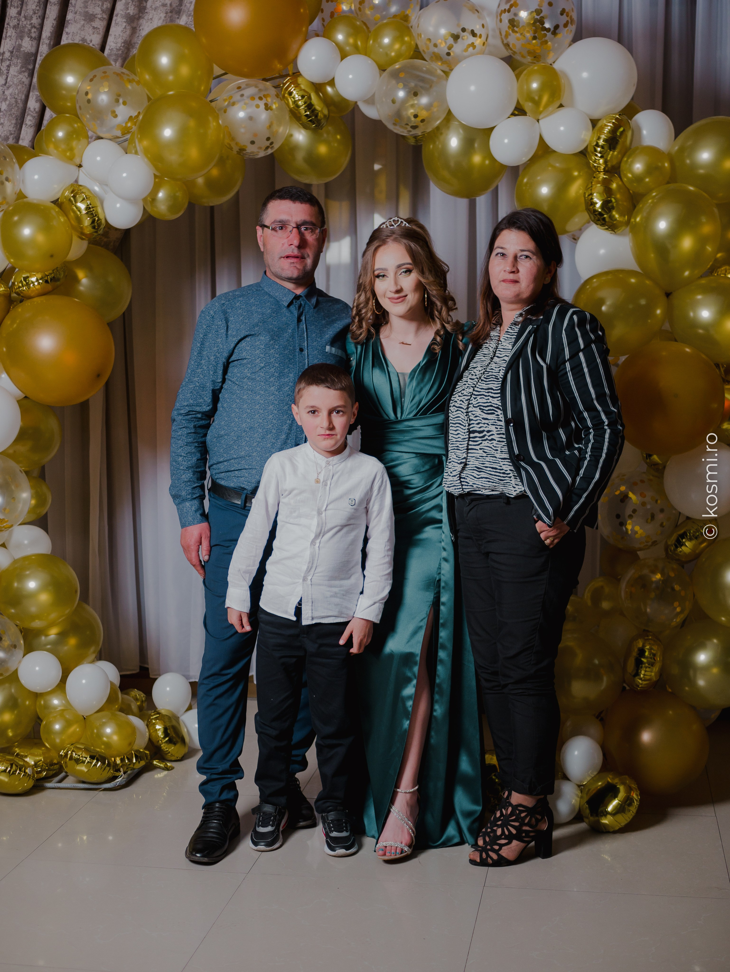 Majorat Andreea. Kosmi