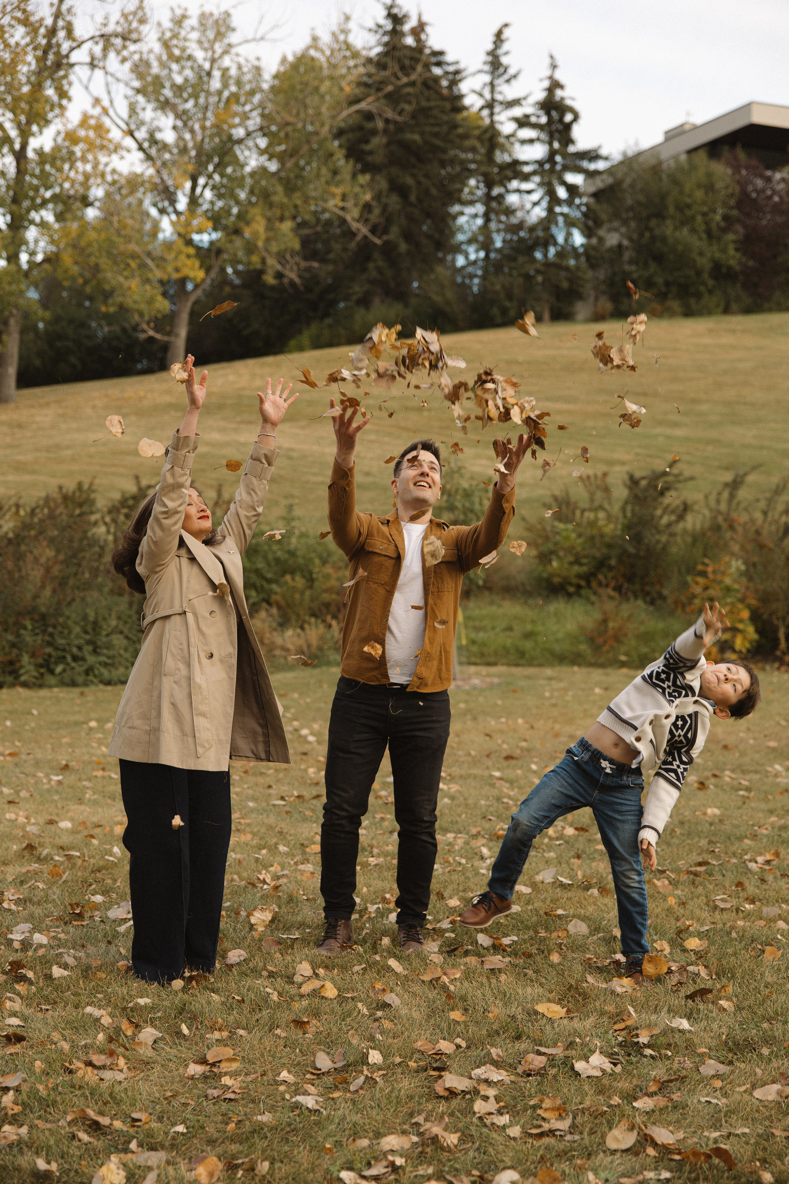 Karen and her beautiful family. Photographer Stanislav Antonov
