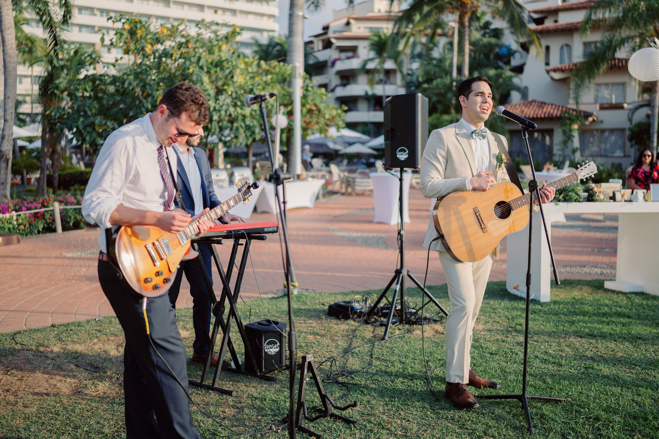 Wedding Nicole & Josh, sneak peek. Sayulita Wedding Photographer, Puerto Vallarta, Cabo