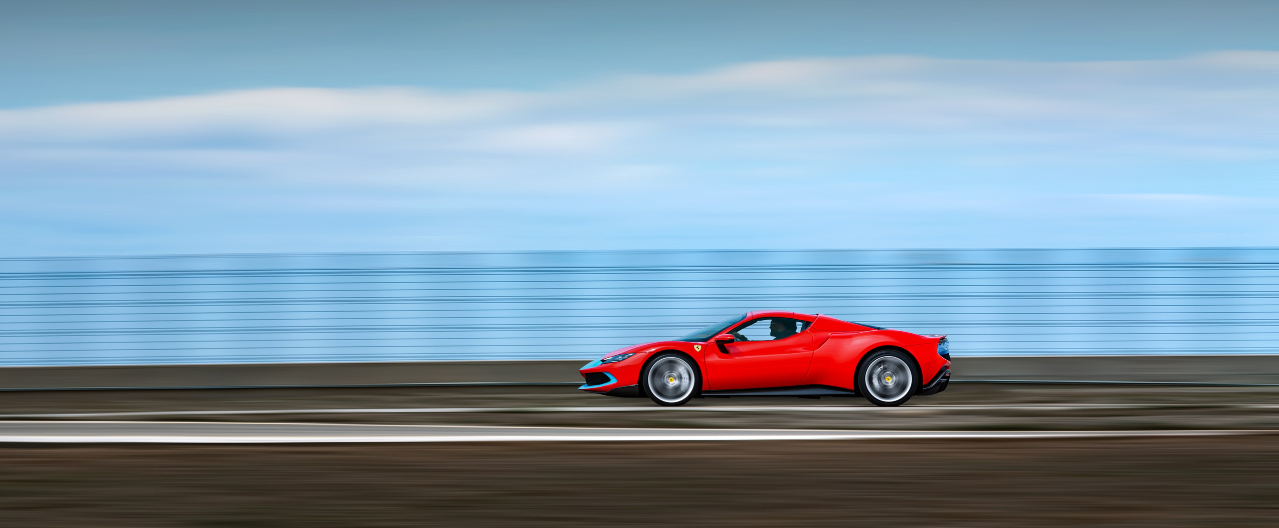 FERRARI. WORLDWIDE COMMERCIAL AUTOMOTIVE PHOTOGRAPHER