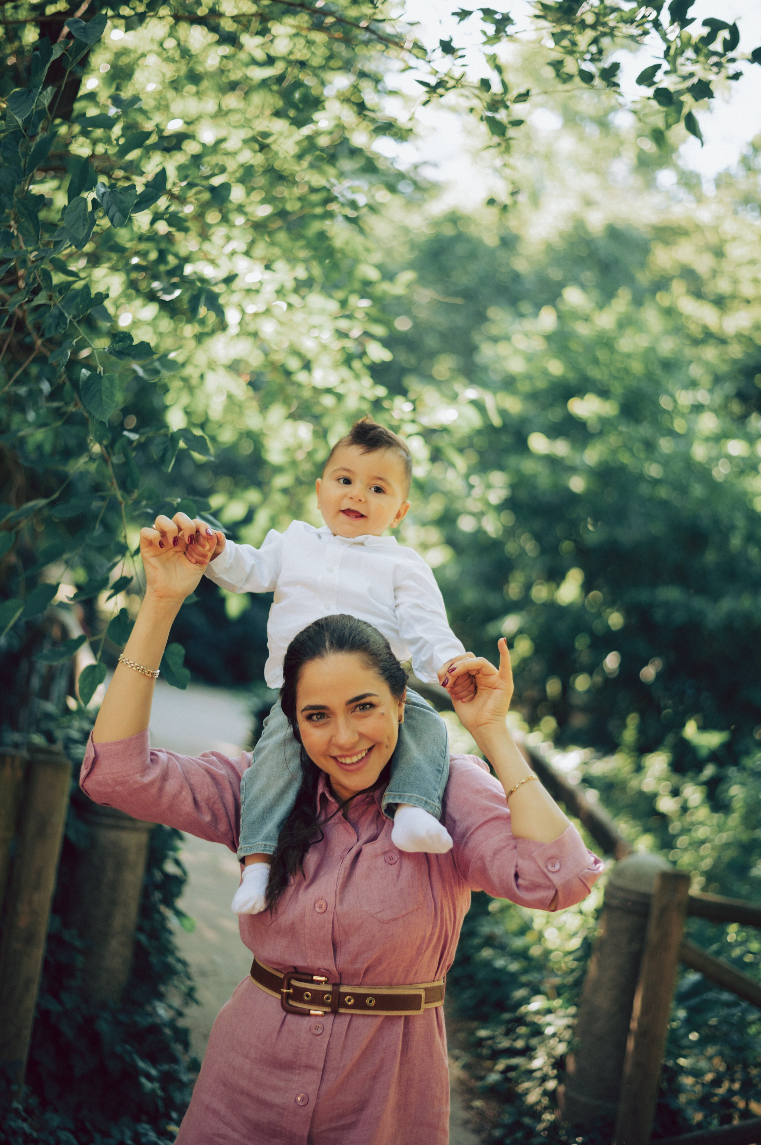 Nassib Maryam & Alexander in Milan. AnaMilanoFoto | Couple & Wedding Photographer in Milan