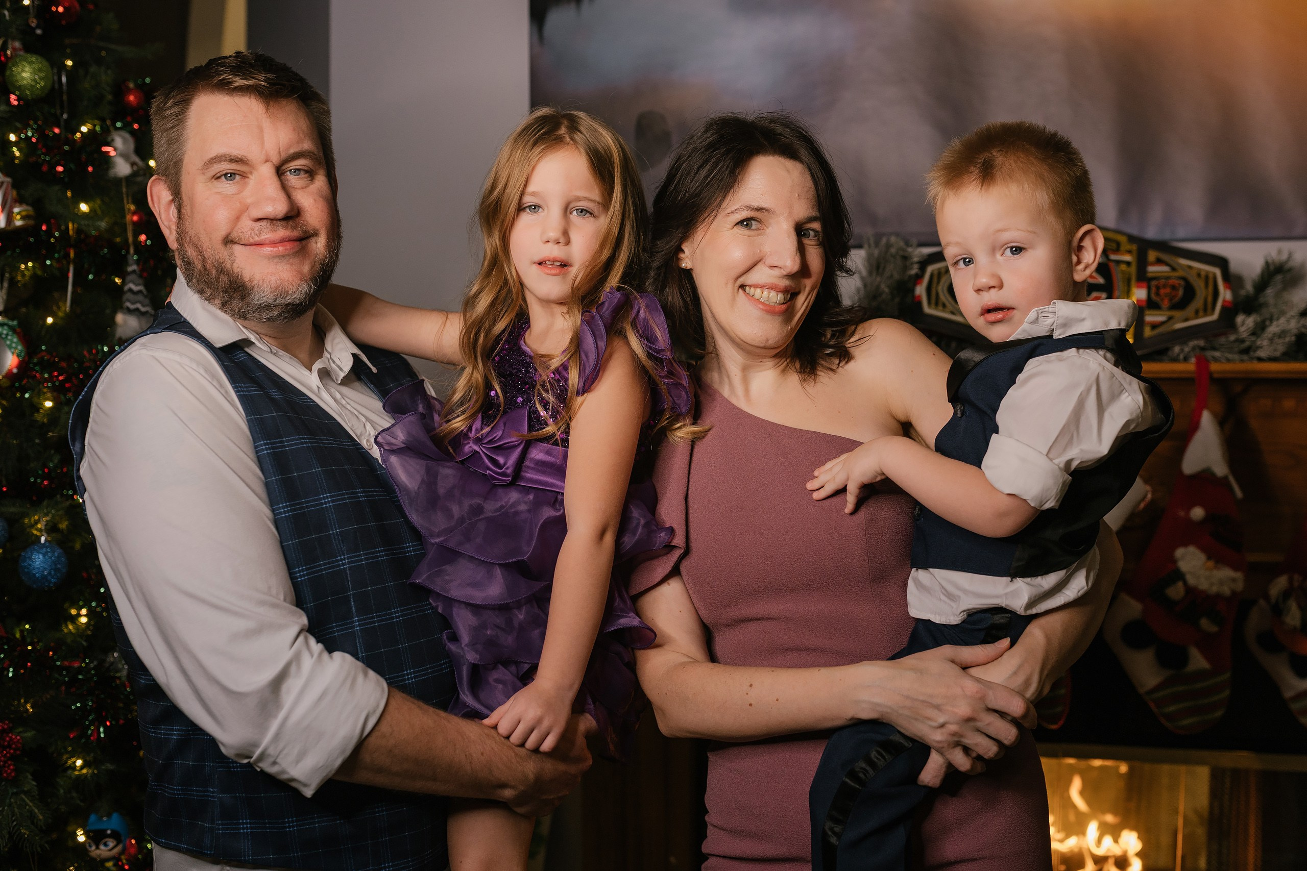 12.07.2025 Christmas Photoshoot. Wedding family event photographer in Chicago Nick Yushevich