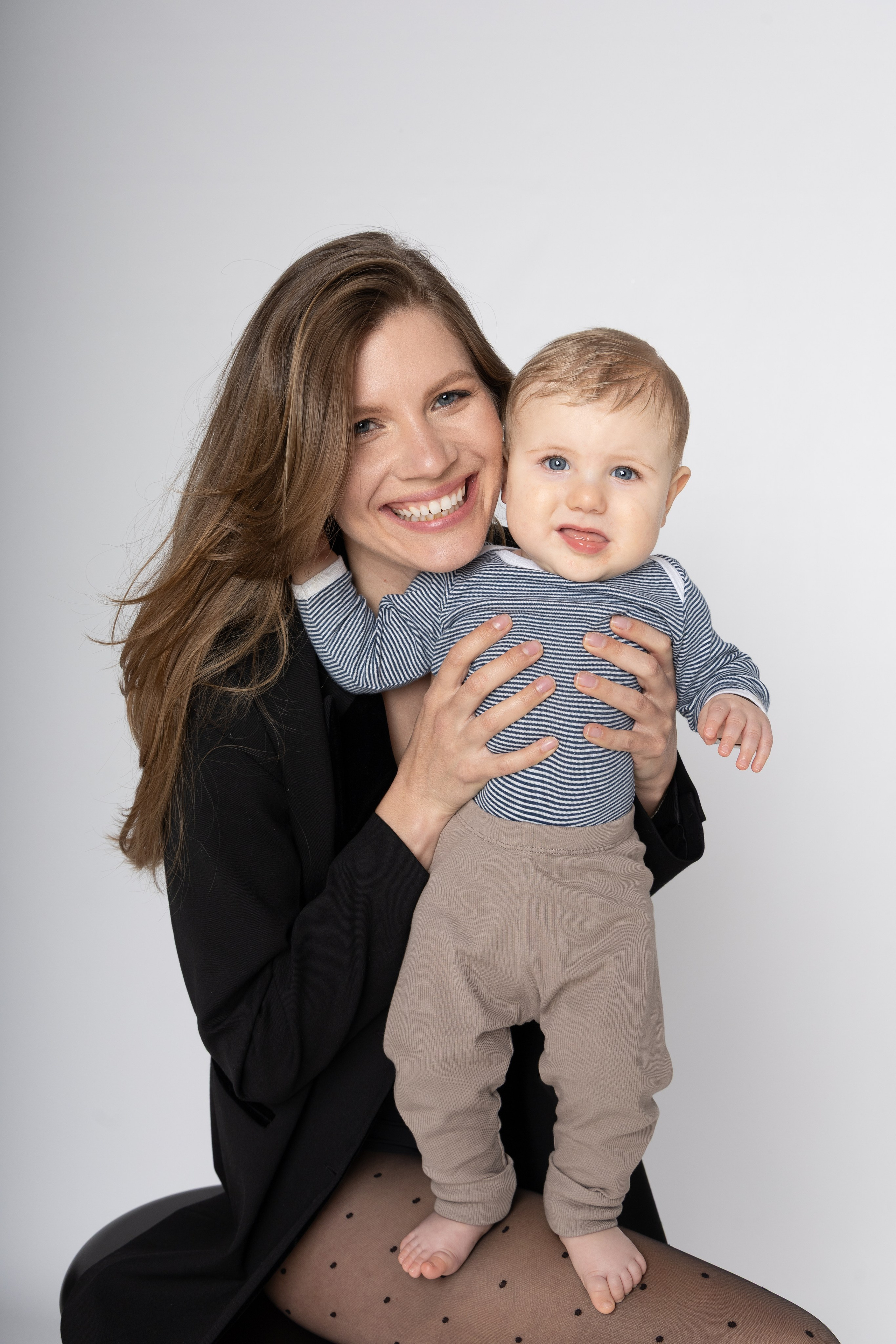 Séance photo maternité. Photographe de mariage et de portrait dans le Tarn, Toulouse et en Occitanie
