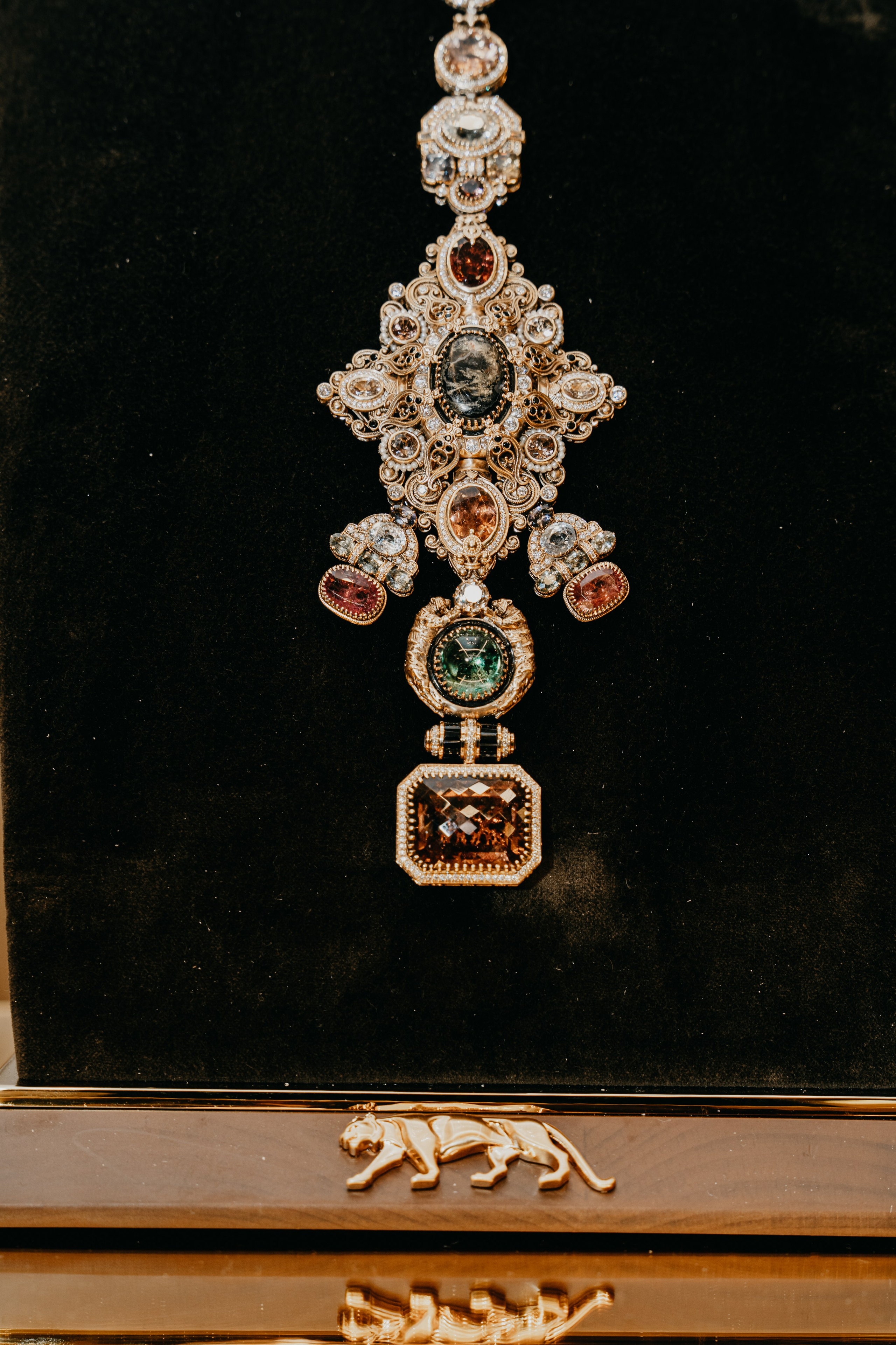 Sabyasachi. Editorial photographer Yuliya Drazdovich