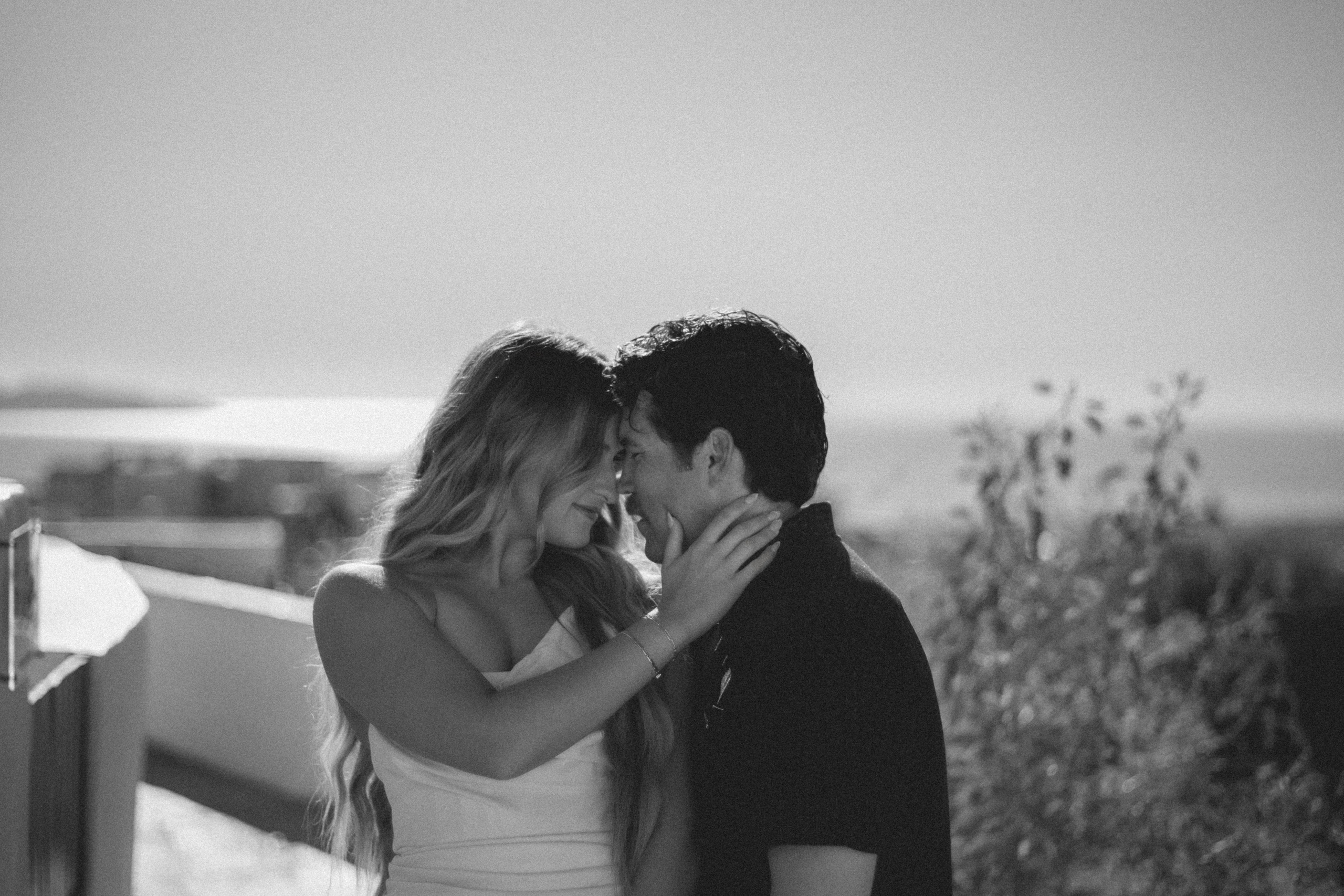 Emma and Nick. Photographer in Greece Kristina