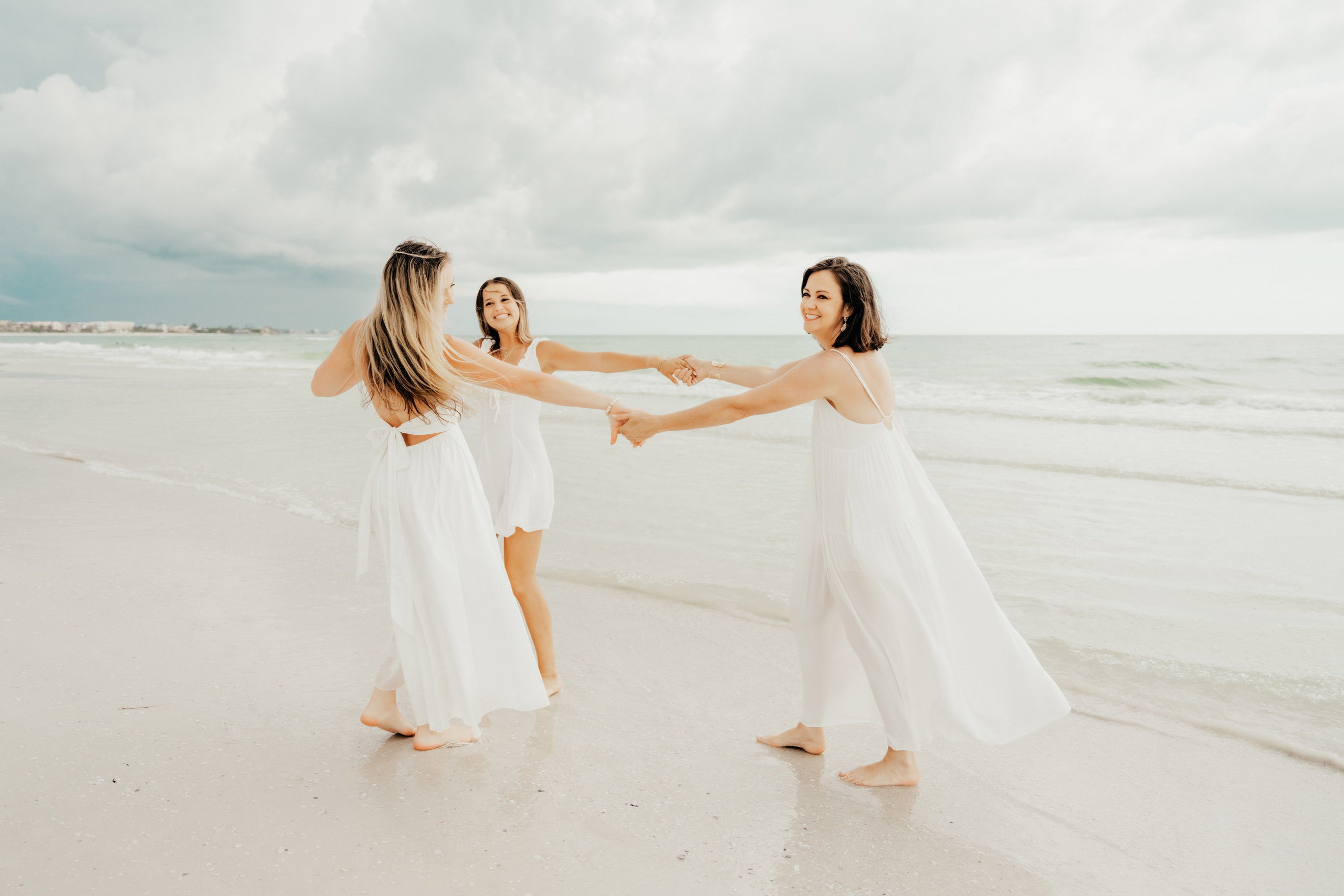 FAMILY BEACH PHOTOSHOOT | SIESTA BEACH, FL. Your Florida Photographer | North Port | Port Charlotte | Venice | Sarasota | Maria Leonova Photography