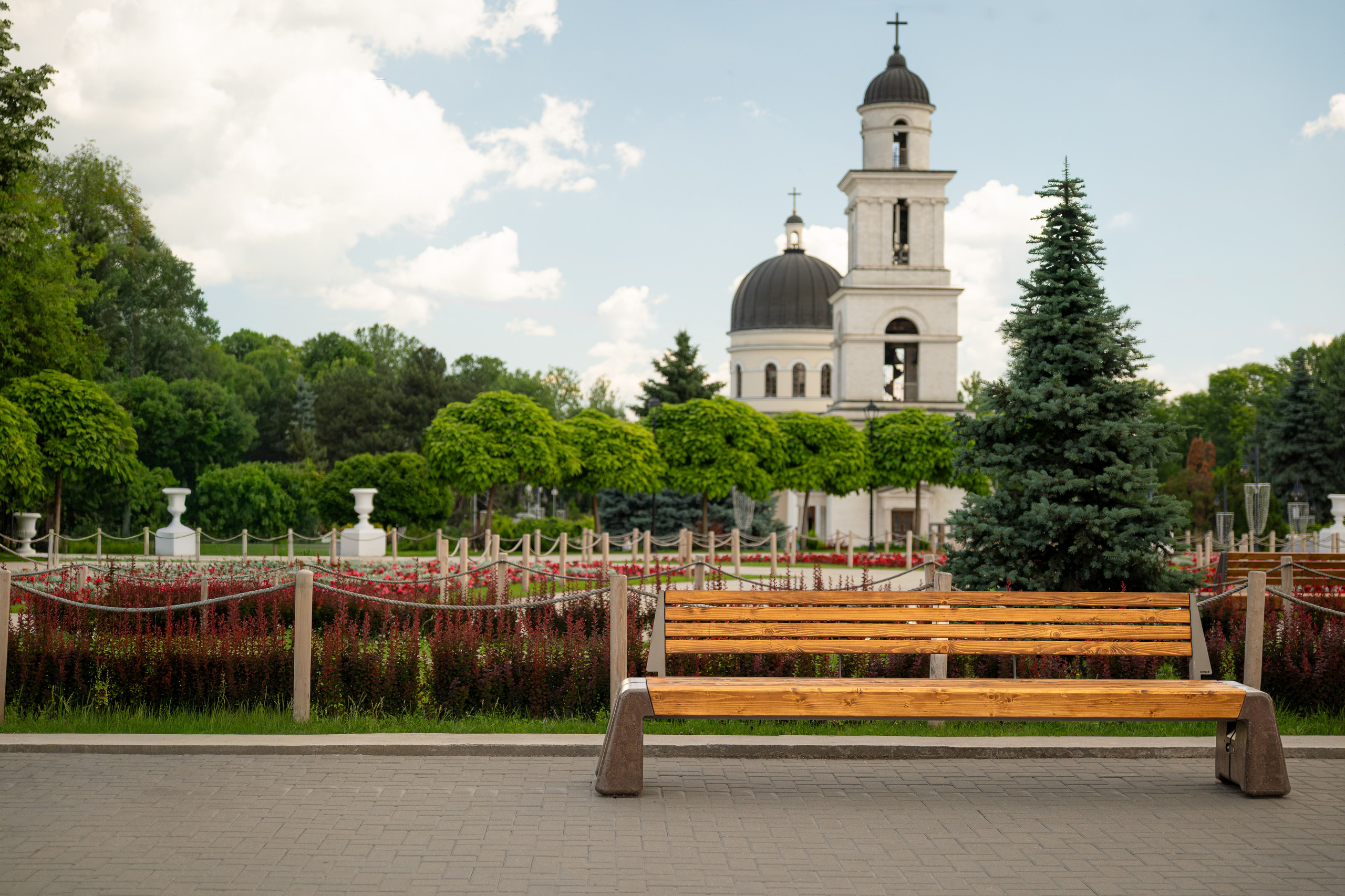 Поставщик бетонных изделий «DecorStone». Фотограф и Видеограф | Кишинев, Молдова