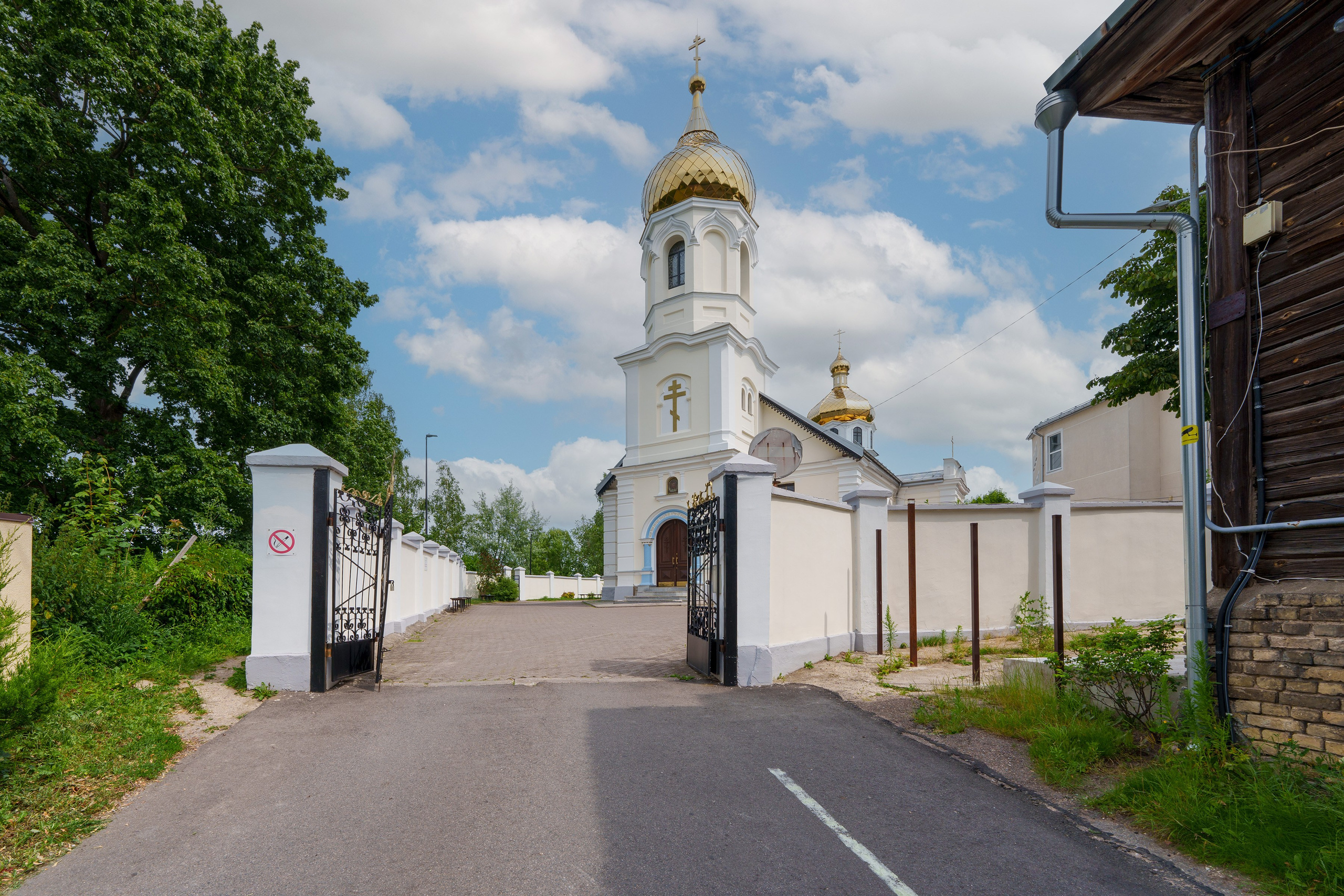 Naujaninkai mažas butelis. Elina Sapiega fotografė Vilniuje