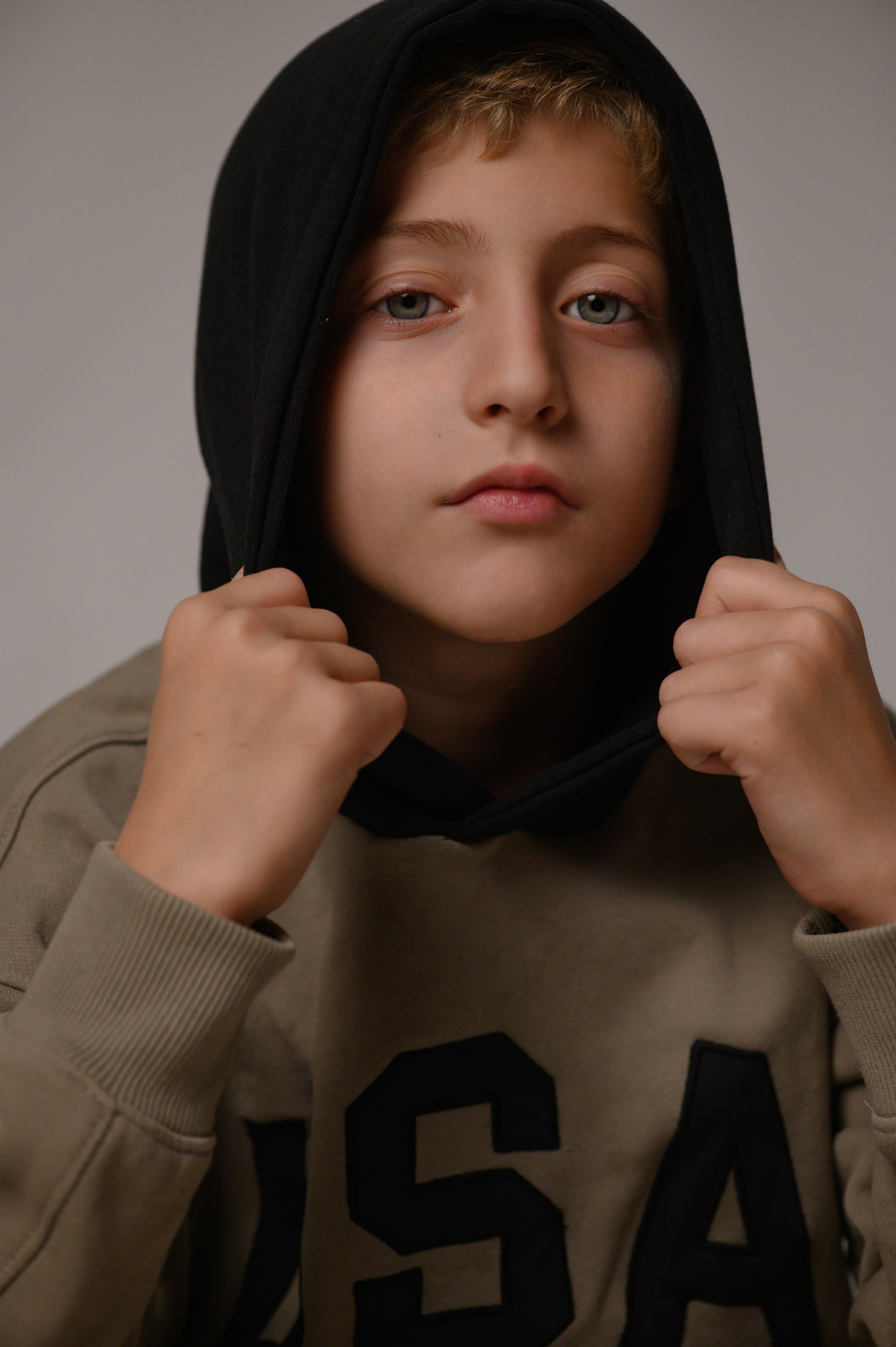 KIDS STUDIO. Семейная, детская, портретная и предметная фотосъемка в Салониках