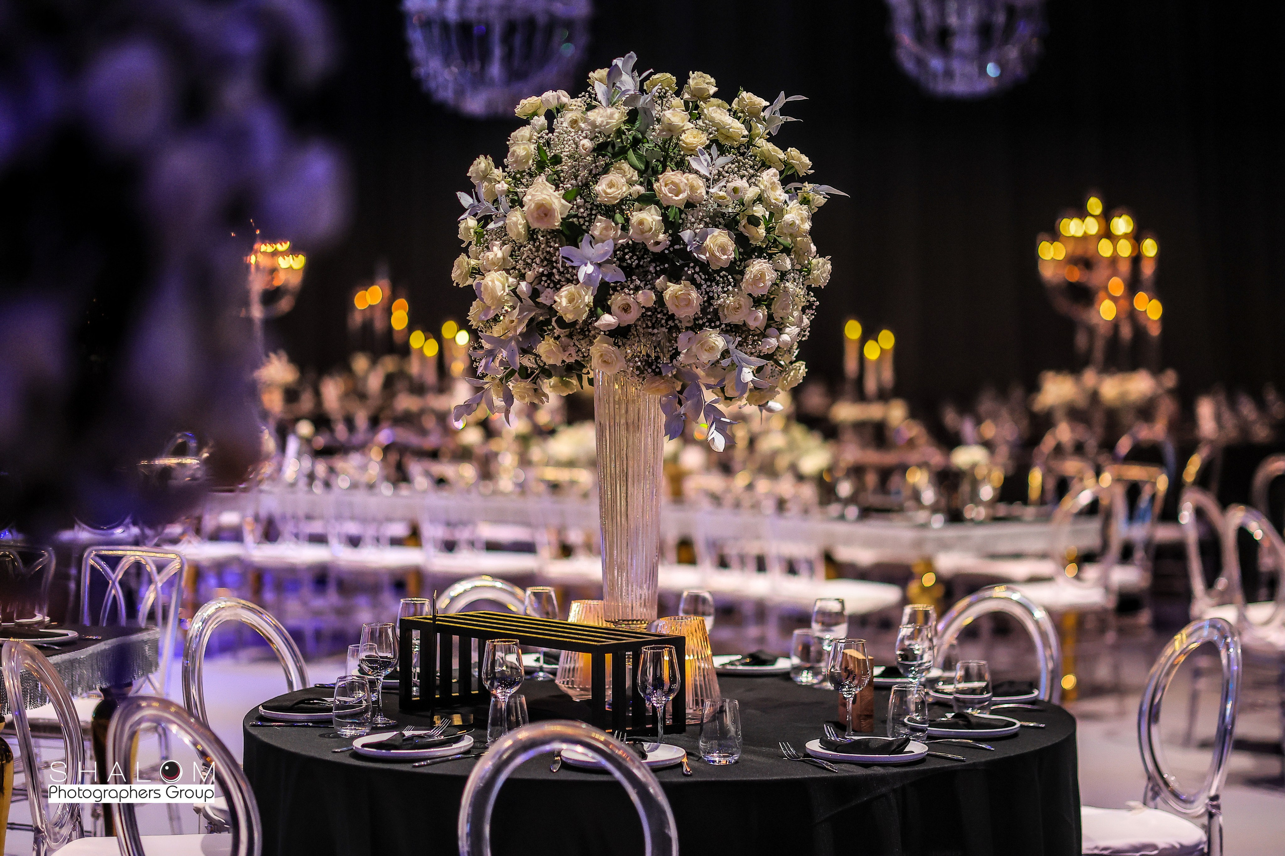 VIA / BASICO. Wedding and events photographers Studio Shalom