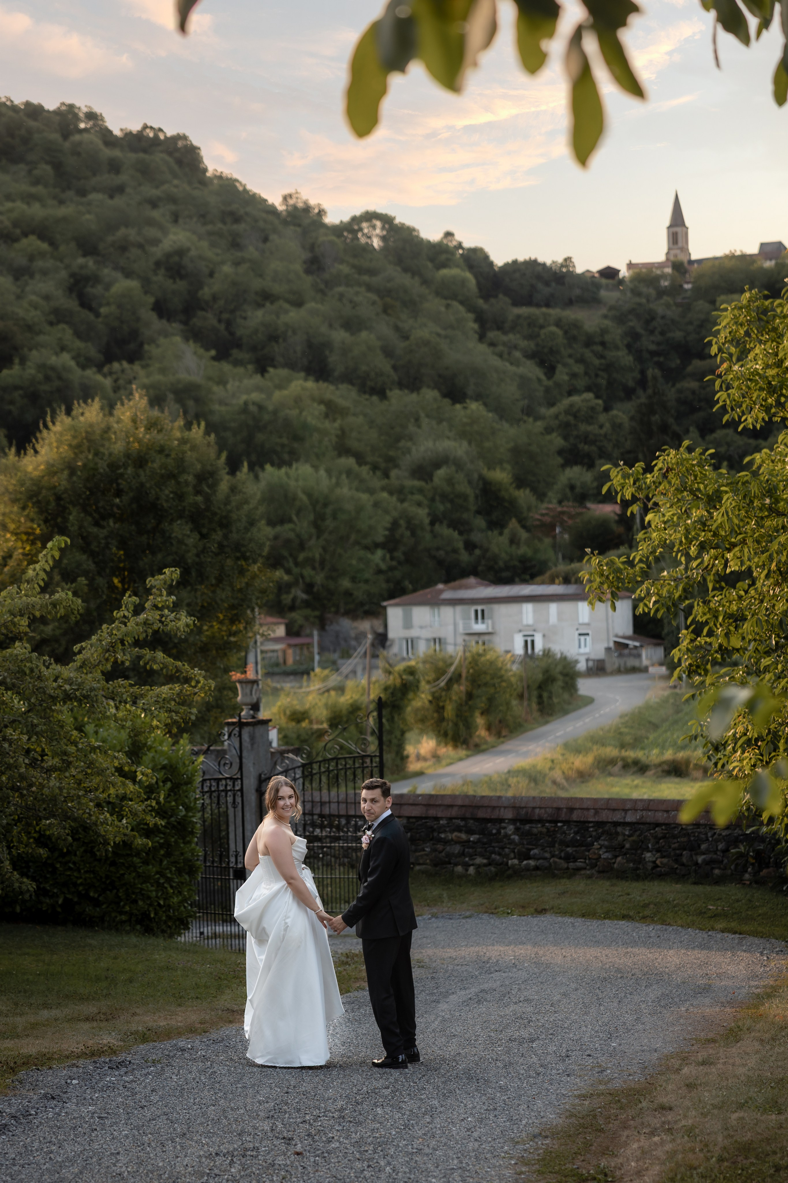 Elopement at Château Bagen. Eugénie Smirnova — Wedding & Elopement Photographer in Southwest France