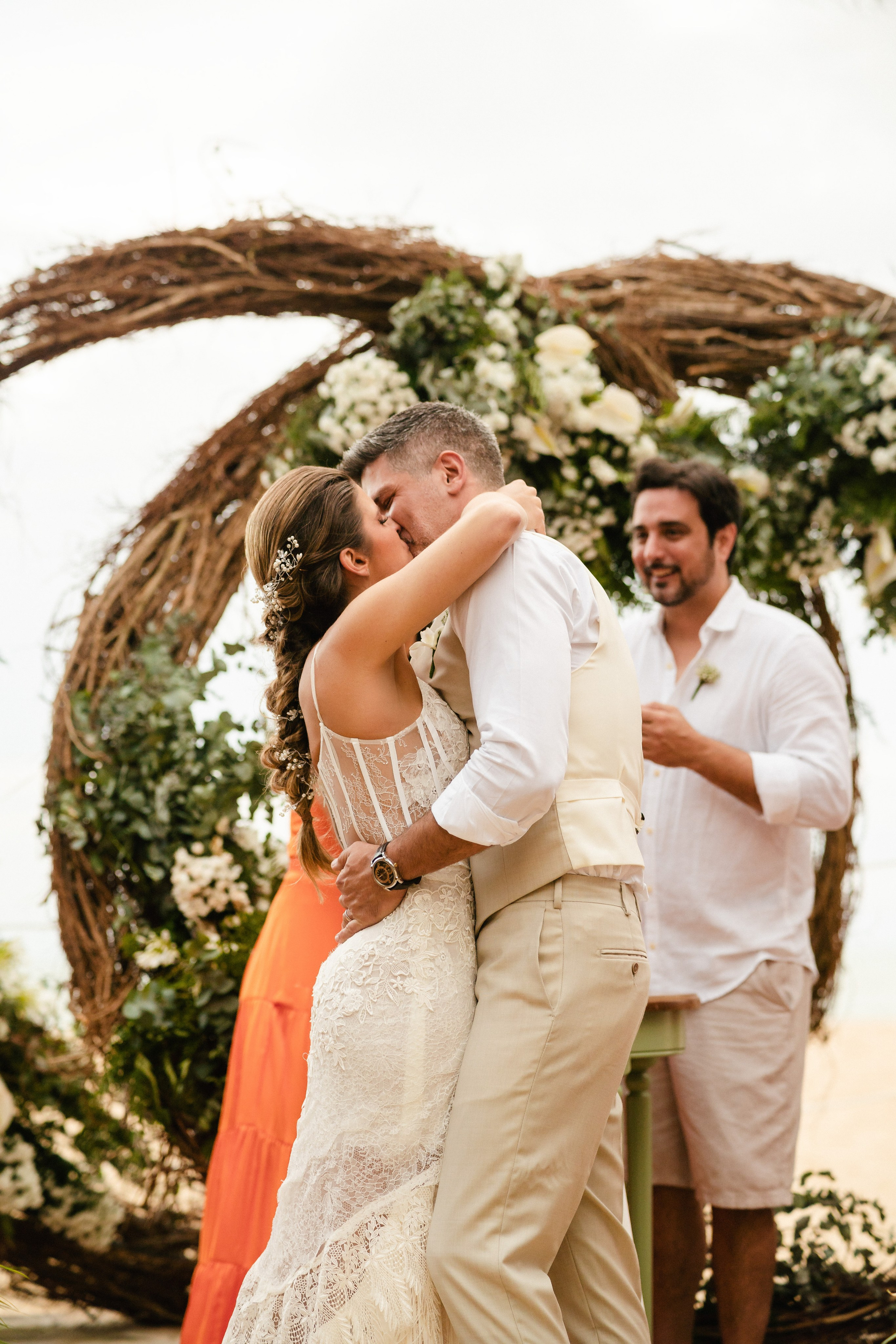 Thaís & Ivo | Trancoso-BA. Fotógrafo de casamentos e gestantes