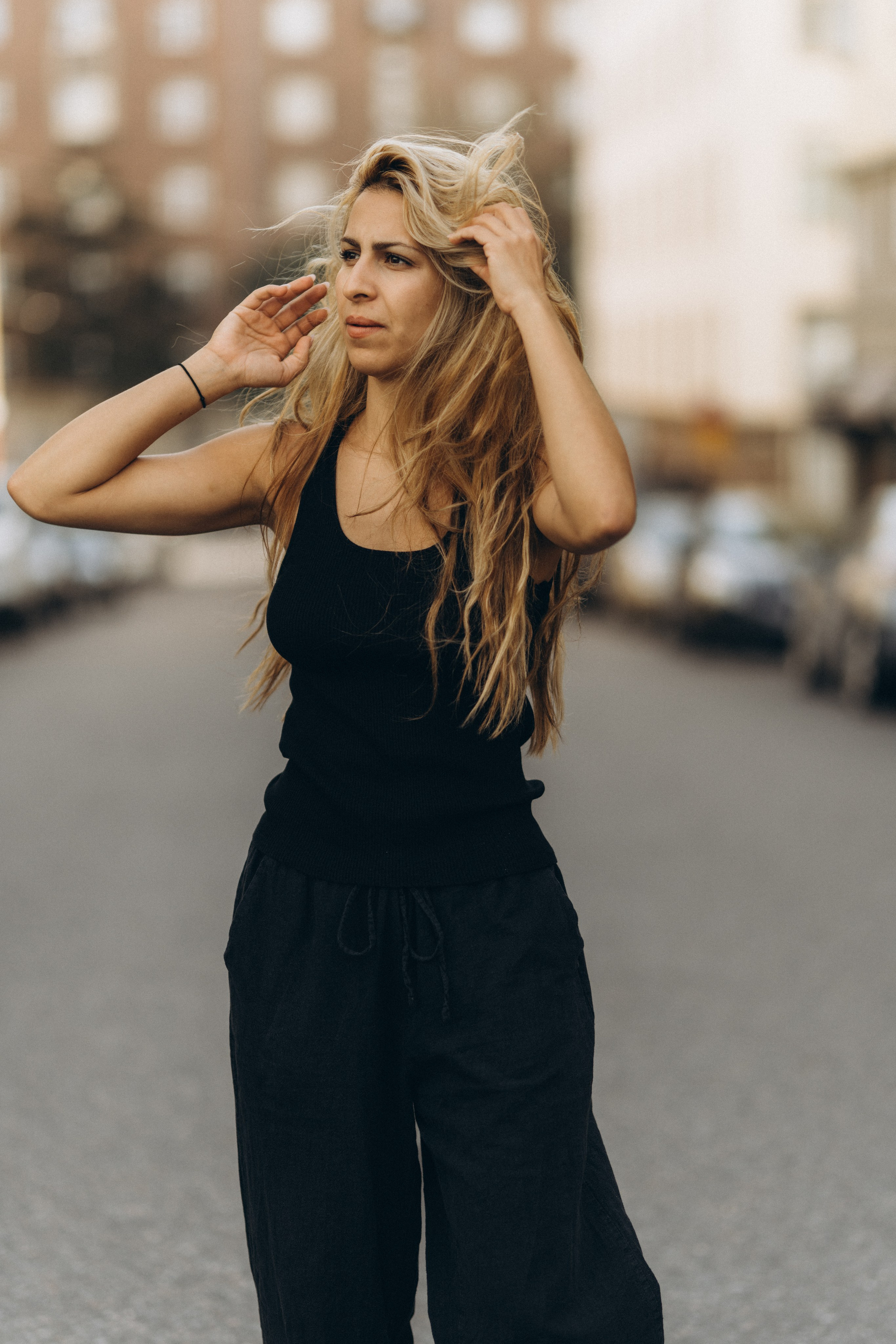 Mitra. Wedding and potrait photographer in Helsinki Vickan O