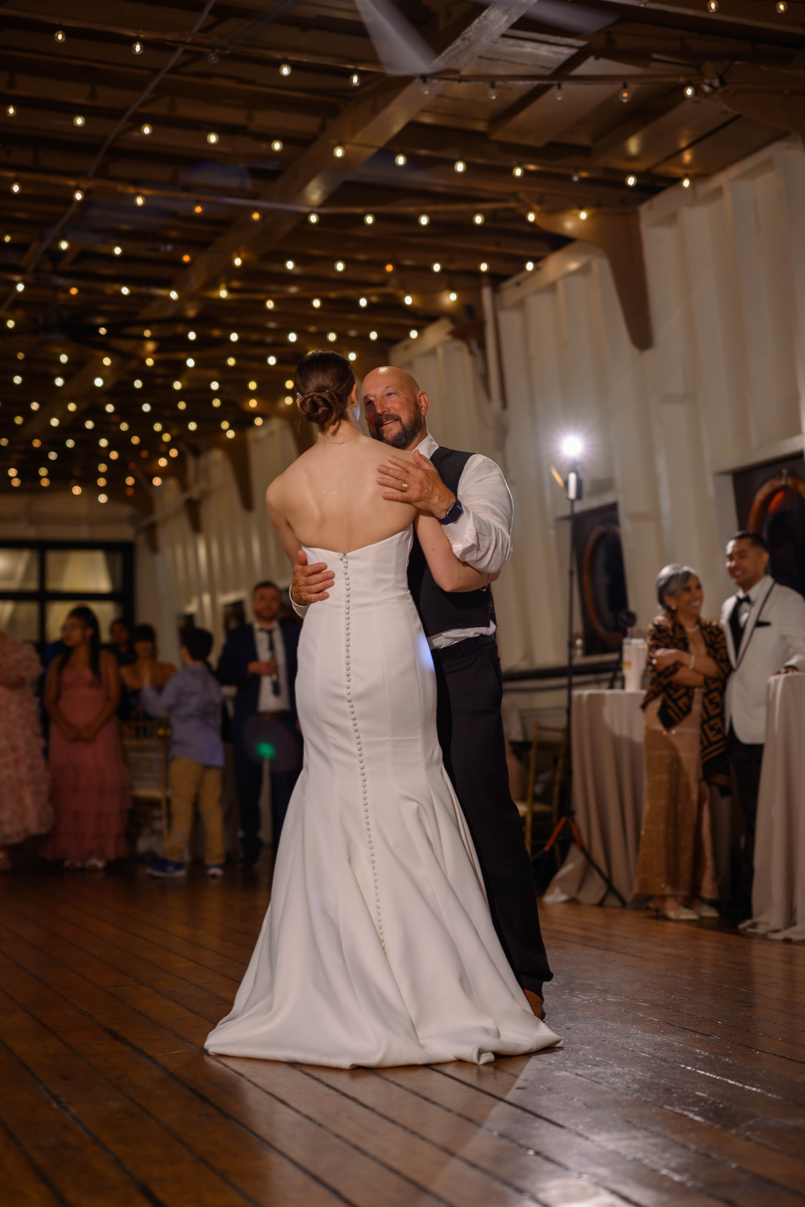 Kevin & Katie. Wedding & portrait photography in the Seattle Area. Helen Michelle photographer