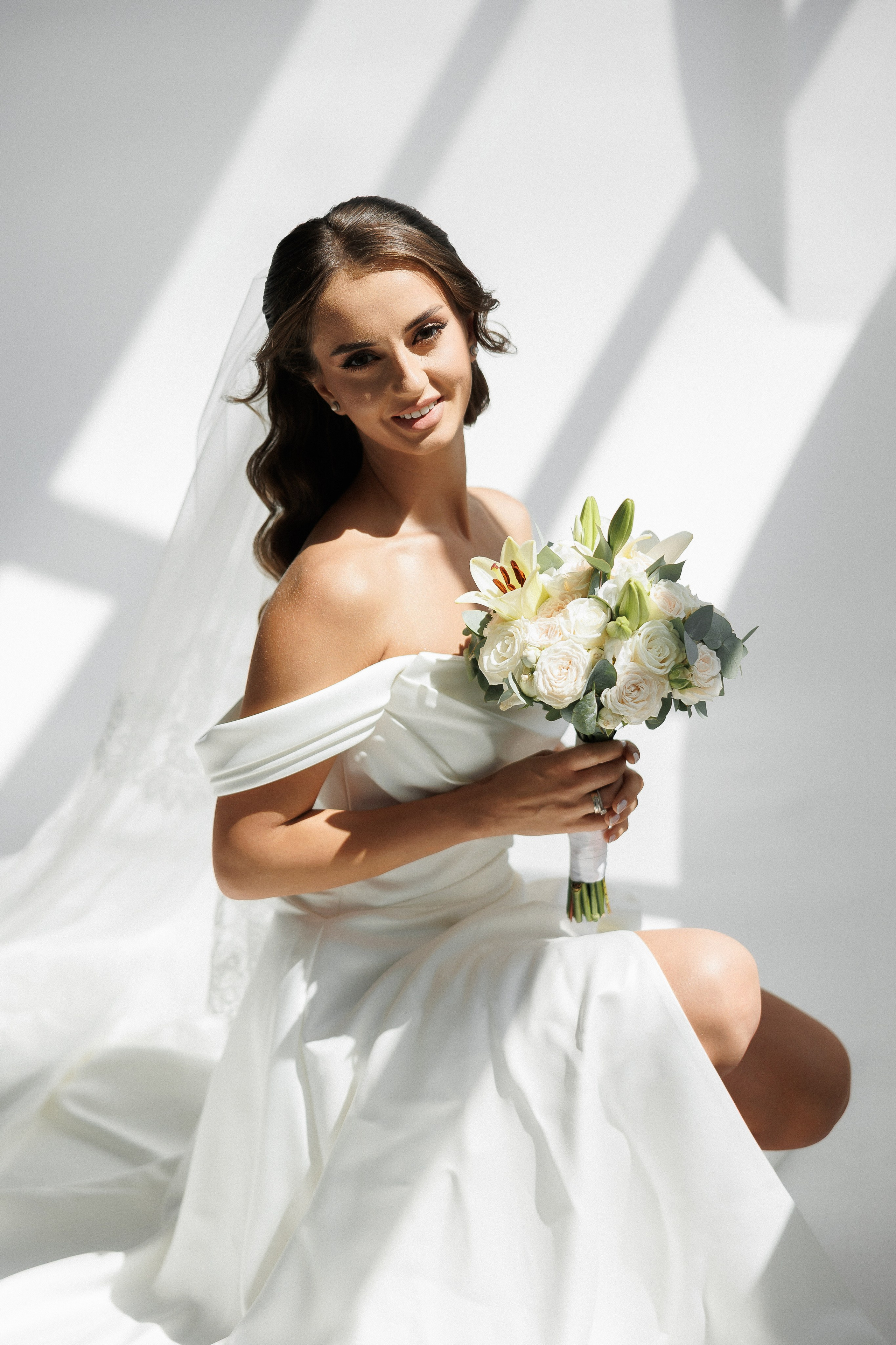 Eugen & Livia — Grand Elysee — Wedding Day. Servicii Foto și Video 067188353