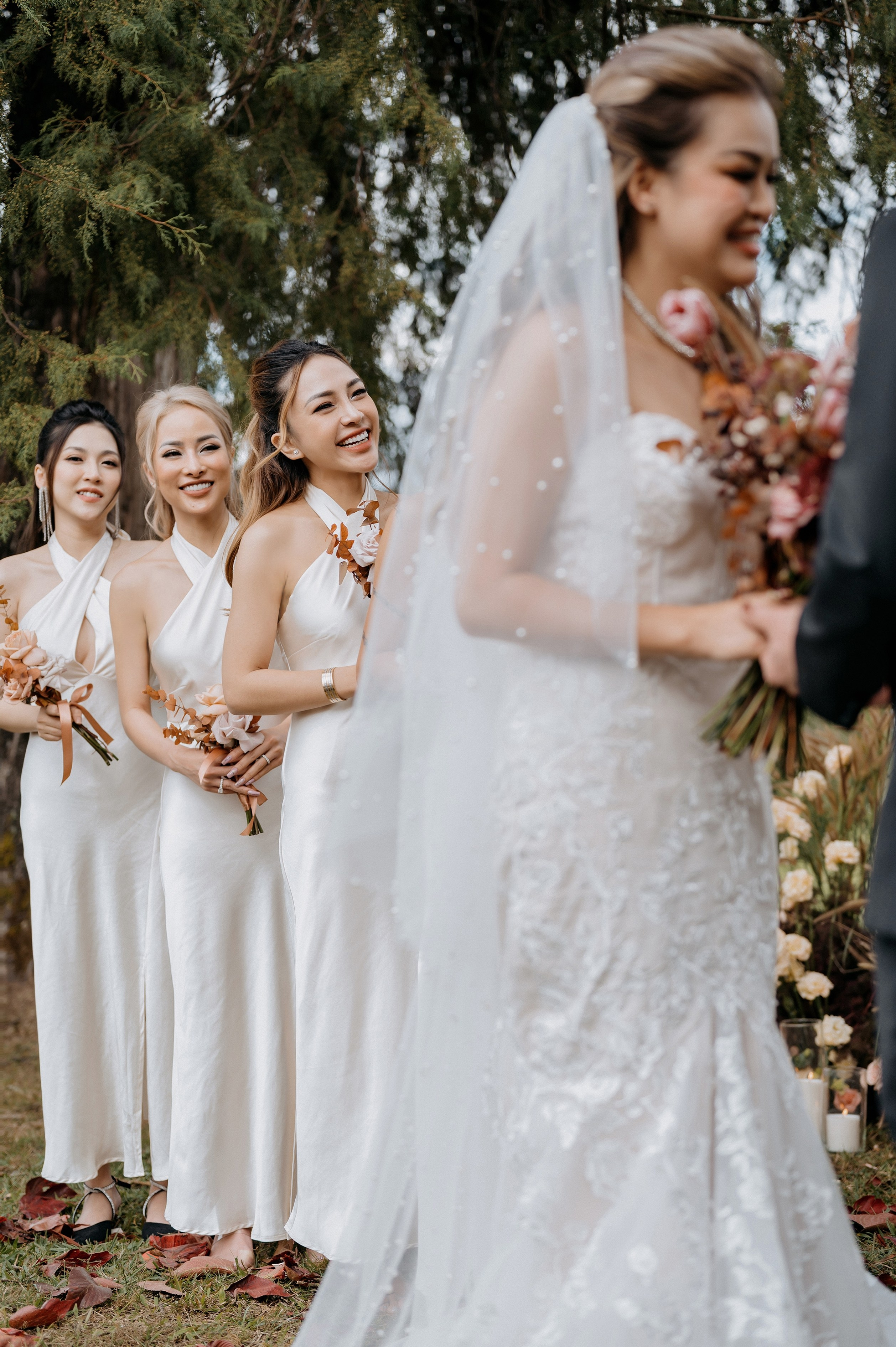JESSE & MIMI / The Vows. Nhiếp ảnh gia đám cưới hàng đầu tại Thành Phố Hồ Chí Minh