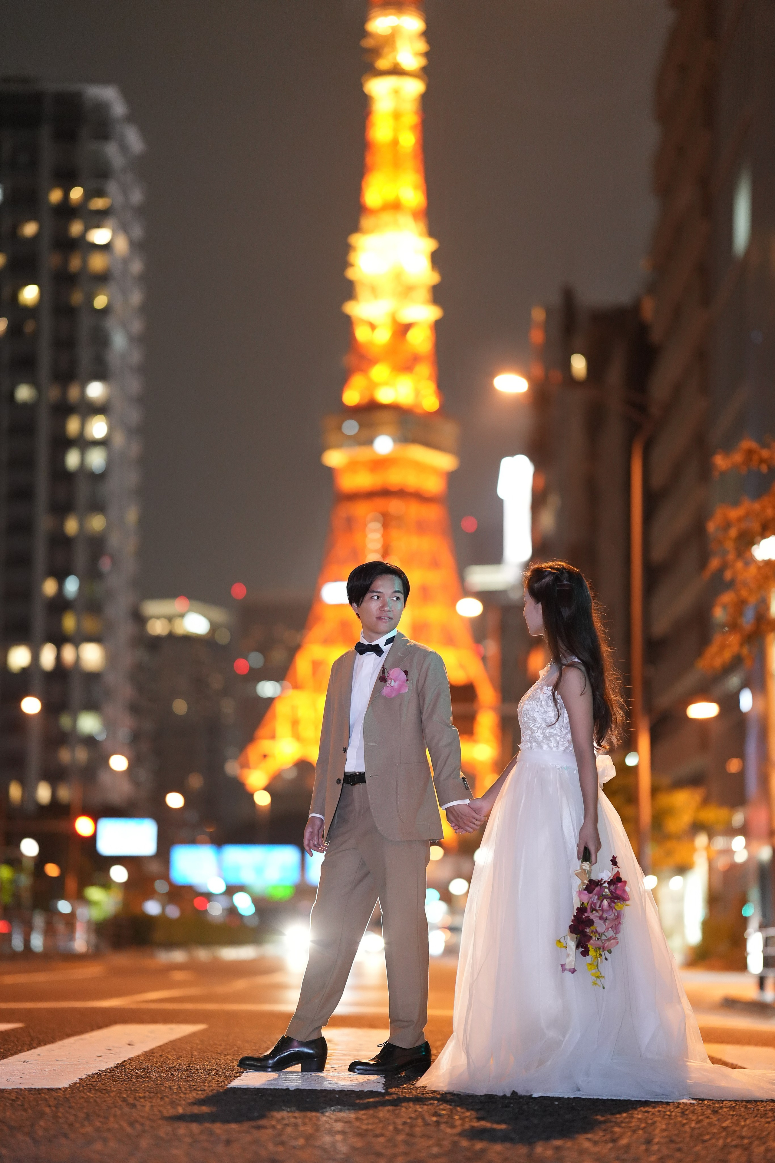 Вечерняя свадебная съёмка в Токио. Фотограф в Токио Япония