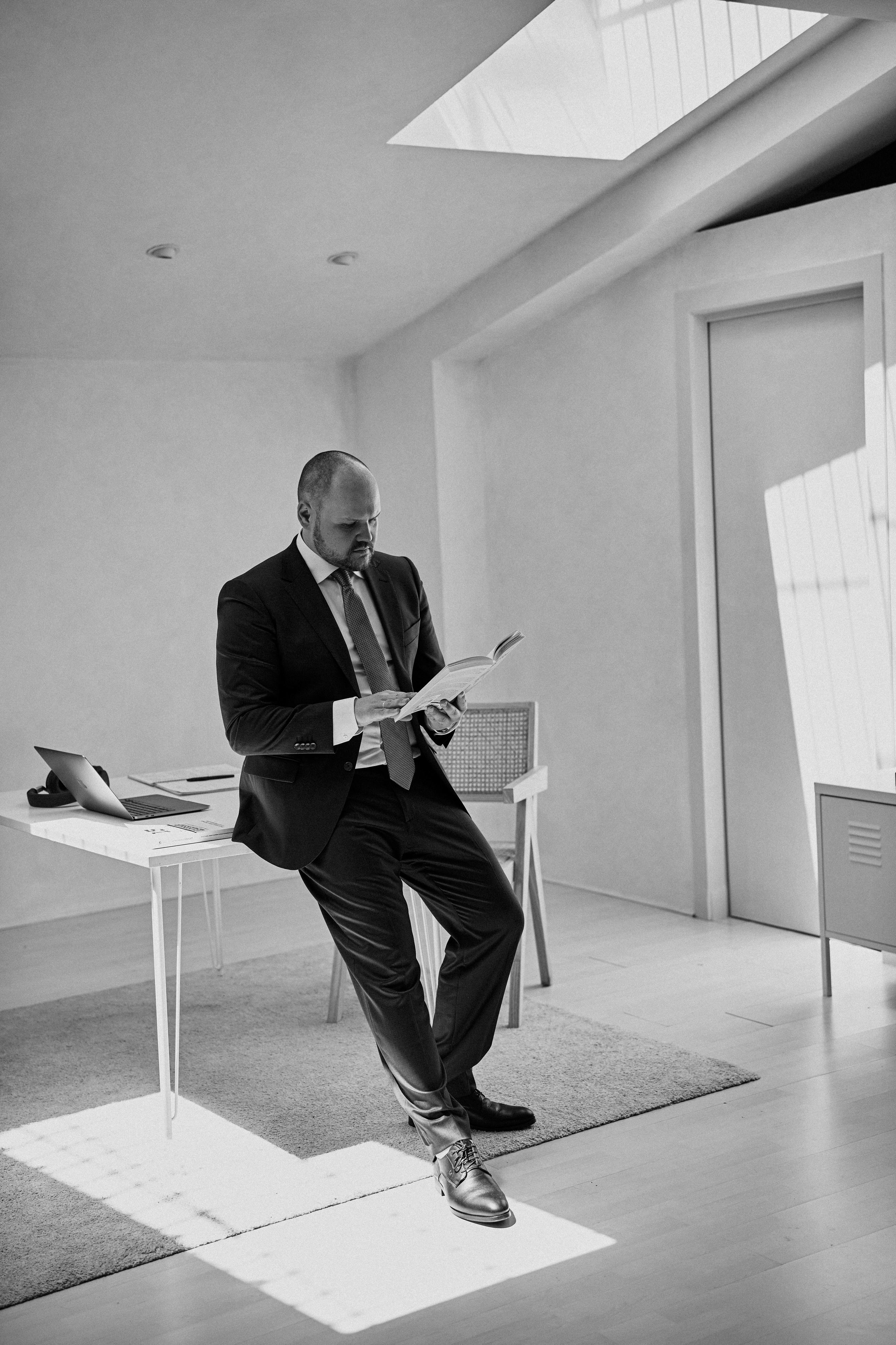 Денис. Бизнес портрет. Фотограф в Барселоне Жанна Захарченко