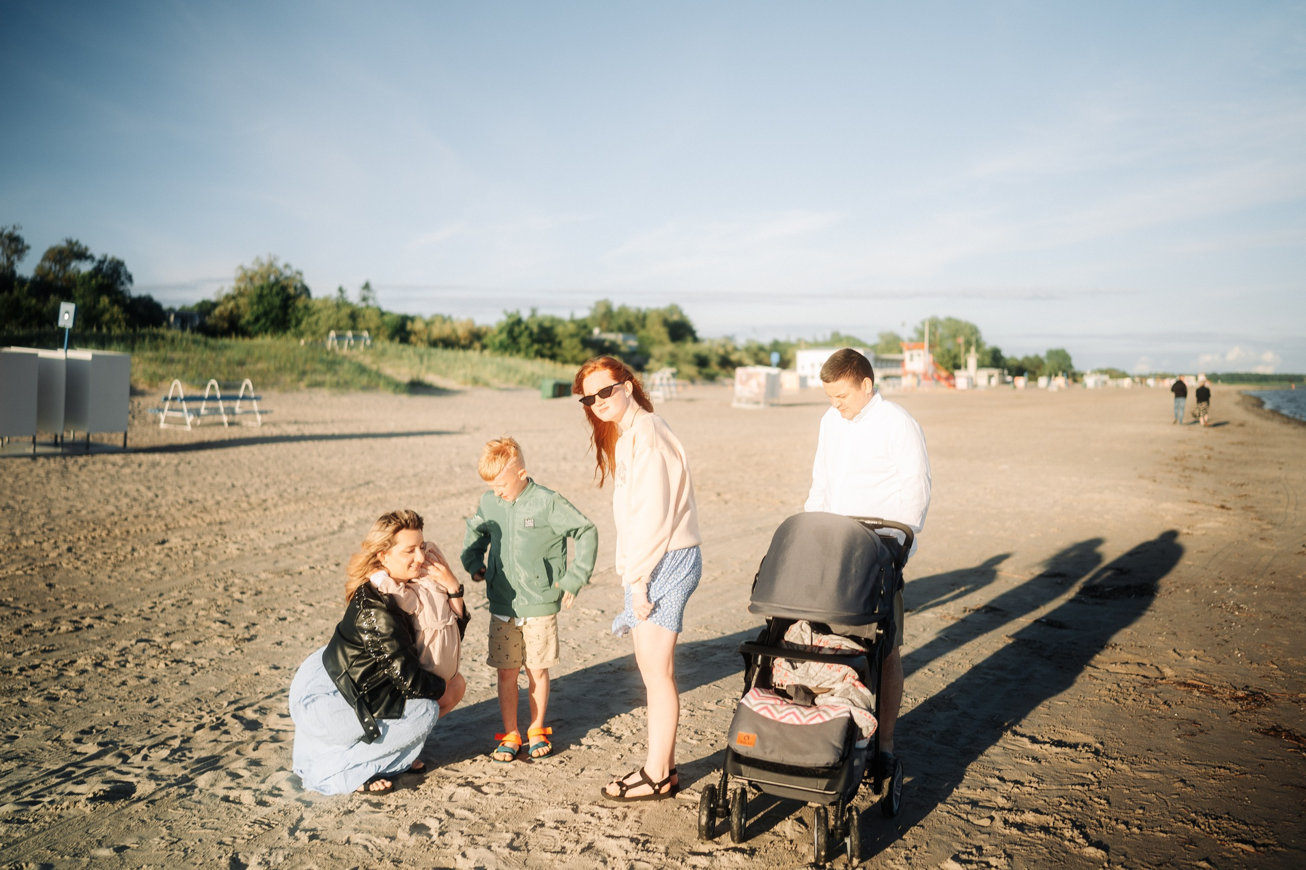 By the Sea. Couple and Family Photographer in Tallinn, Sasha Kaloshin