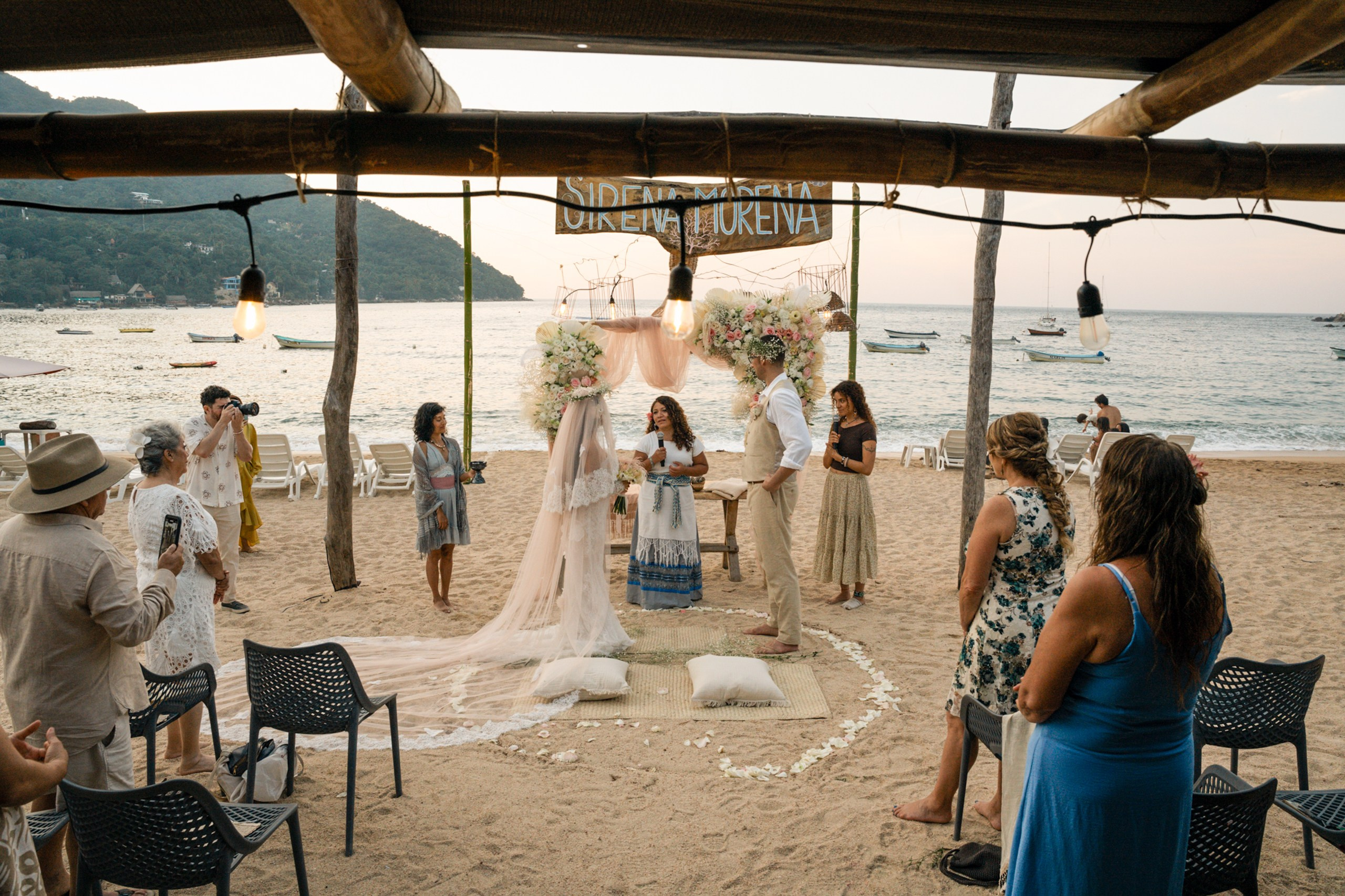 Marlene & Issac. Elopement & Lifestyle Wedding Photographer