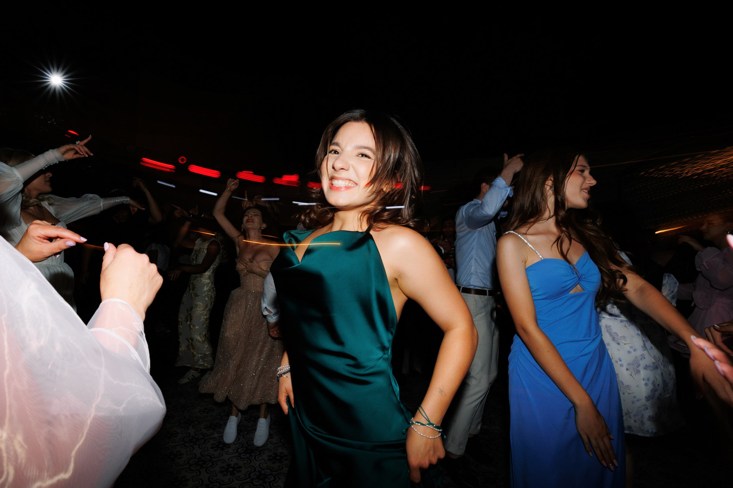 Dragoste povestită de noi. Servicii Foto Video în Chișinău și Europa ID-Brothers