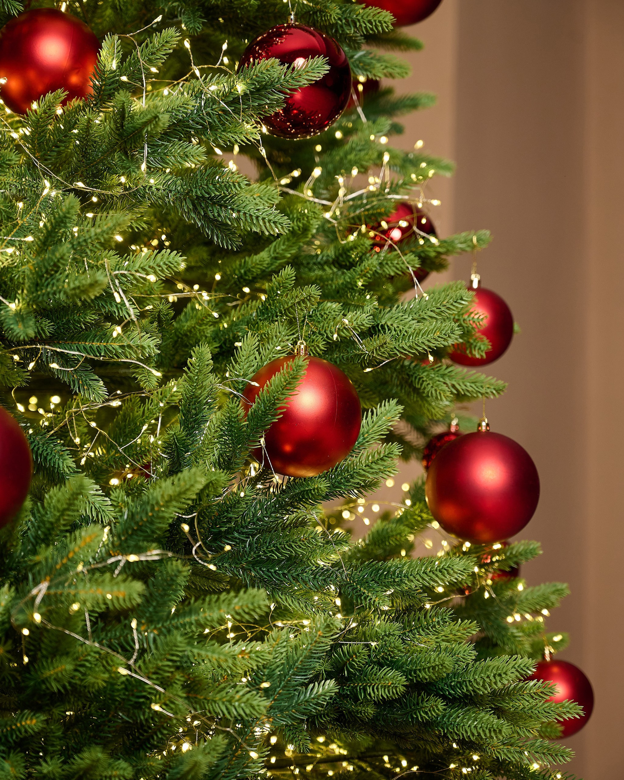 Зал «Эксперт» — (ул.Мукими, 1А). 2astudio.uz