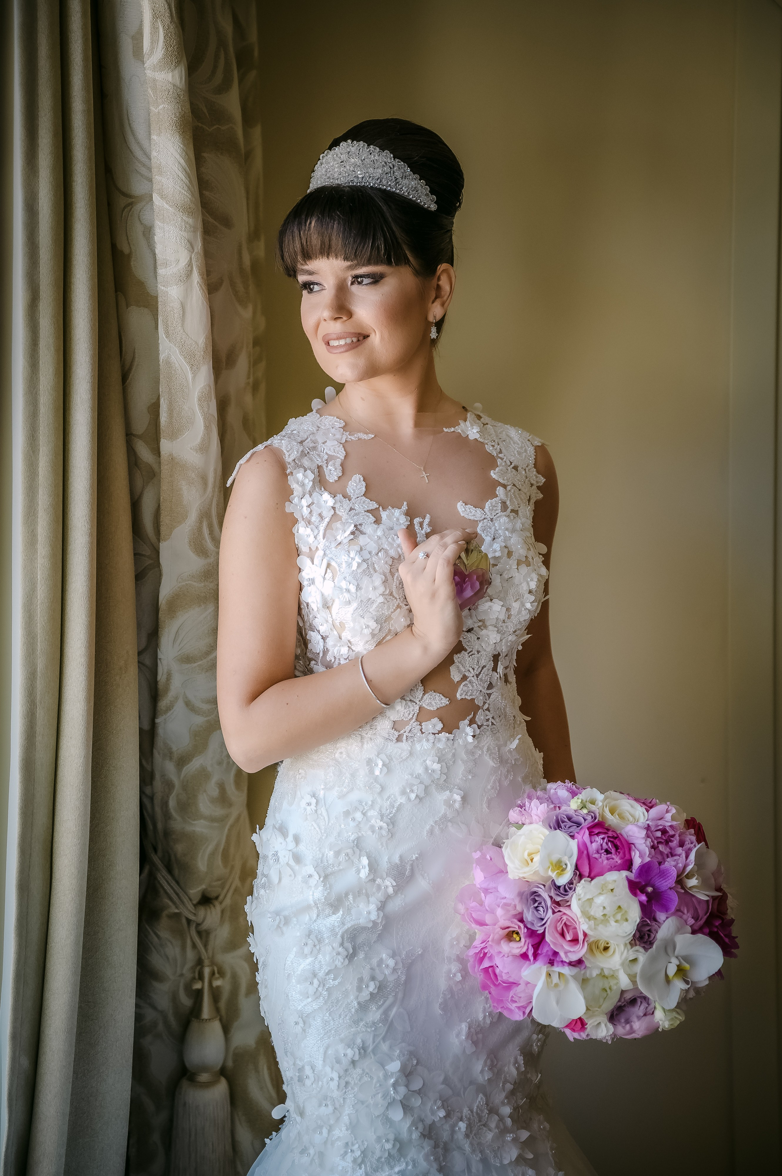 Aura & Sergiu Wedding | Elegant Love Story