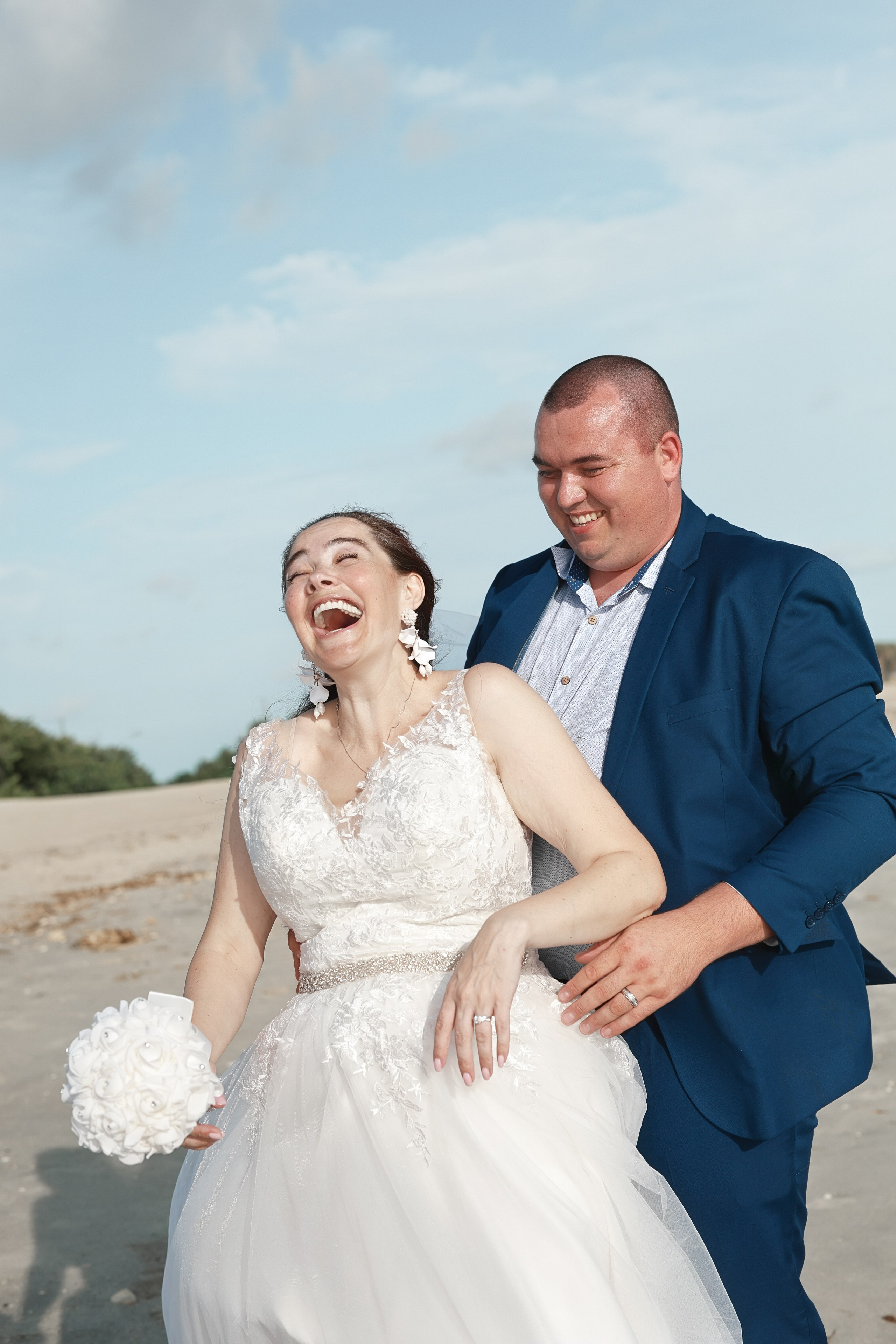 Beach Wedding in Englewood, Florida. Wedding and family photographer Olga Belianskaia