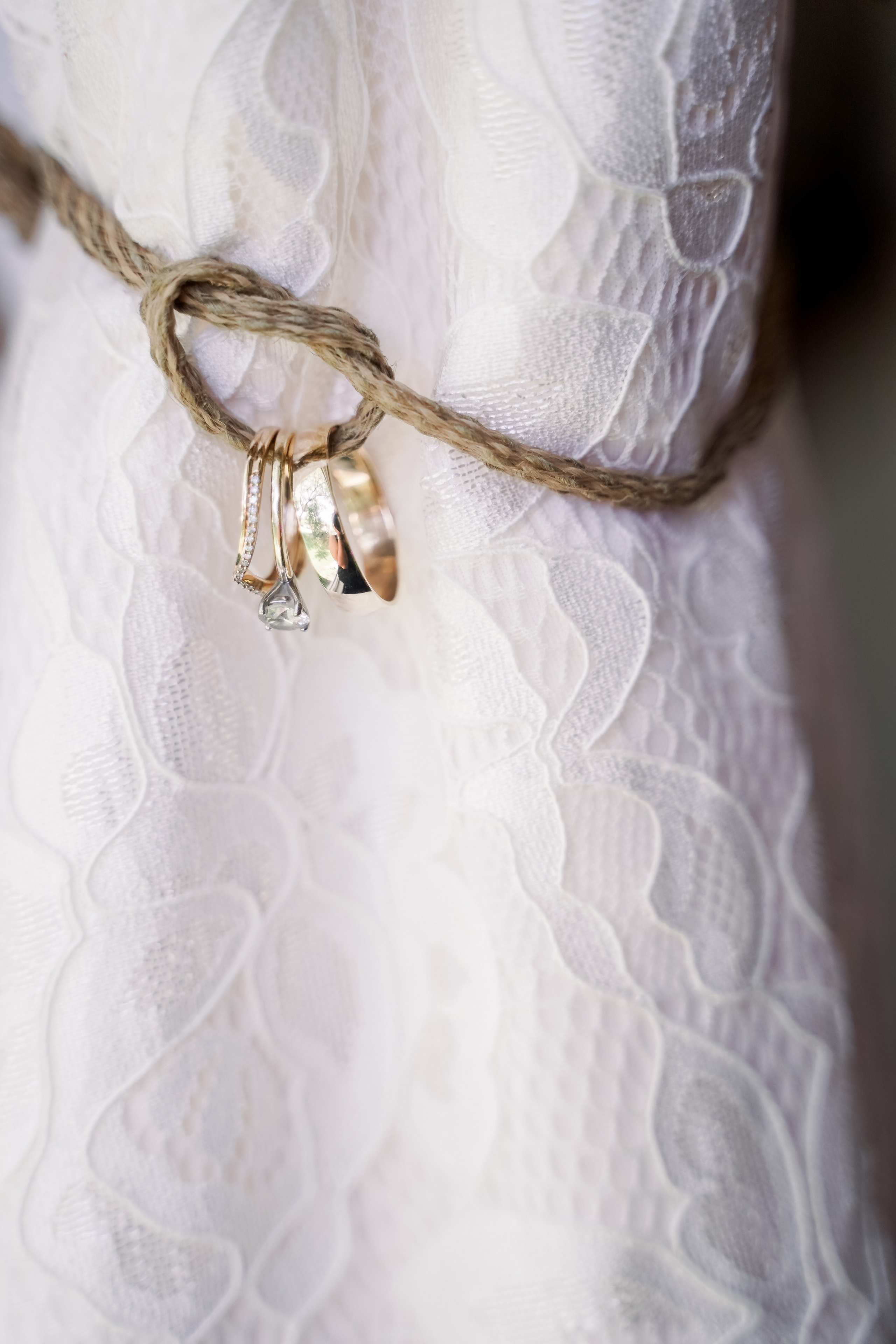 Weddings. Wedding and family photographer in New England