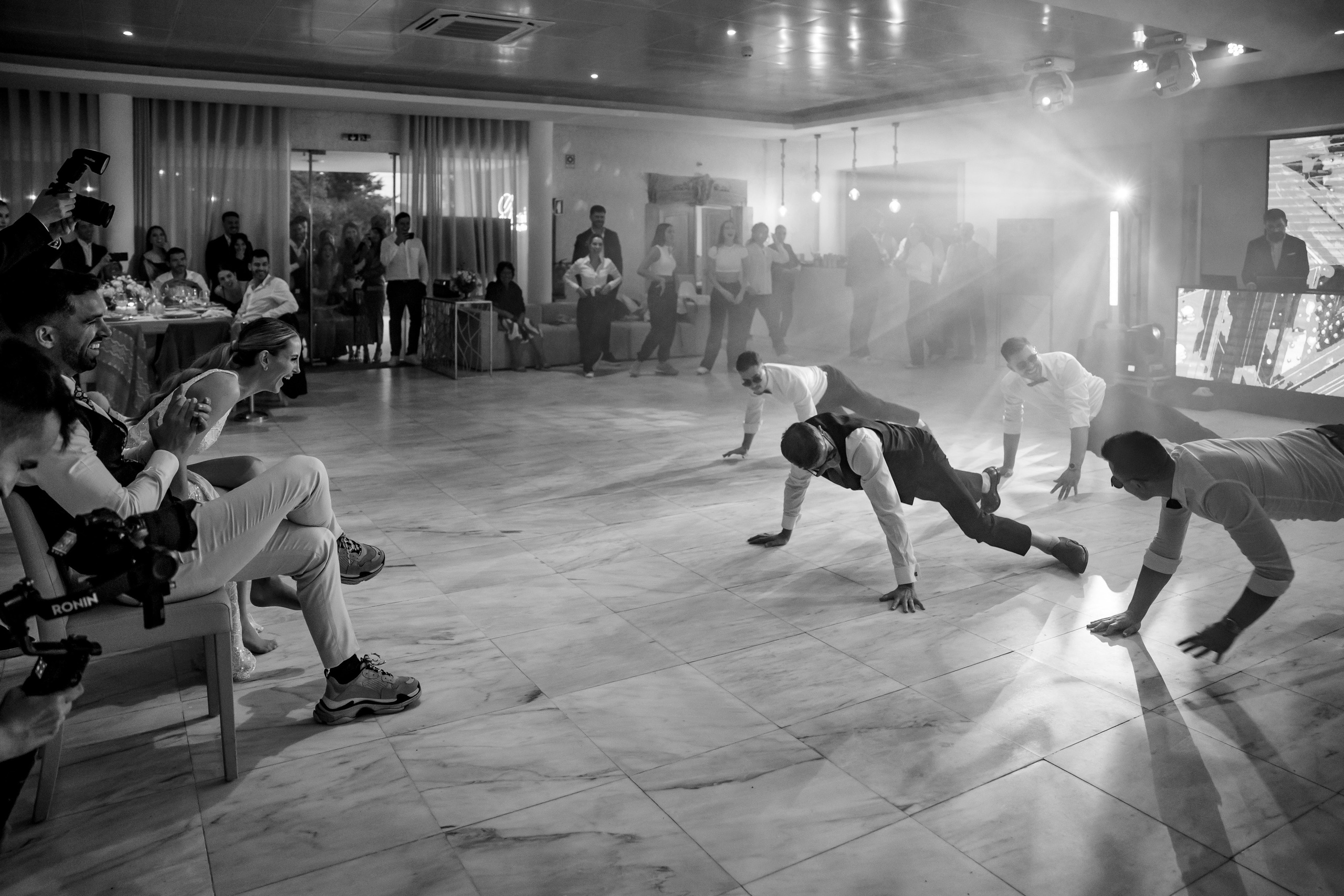 Glicínias Boutique Hotel Wedding in Guimarães | Pedro & Joana. Lisbon Wedding Photographer | Timeless Documentary Wedding Photography