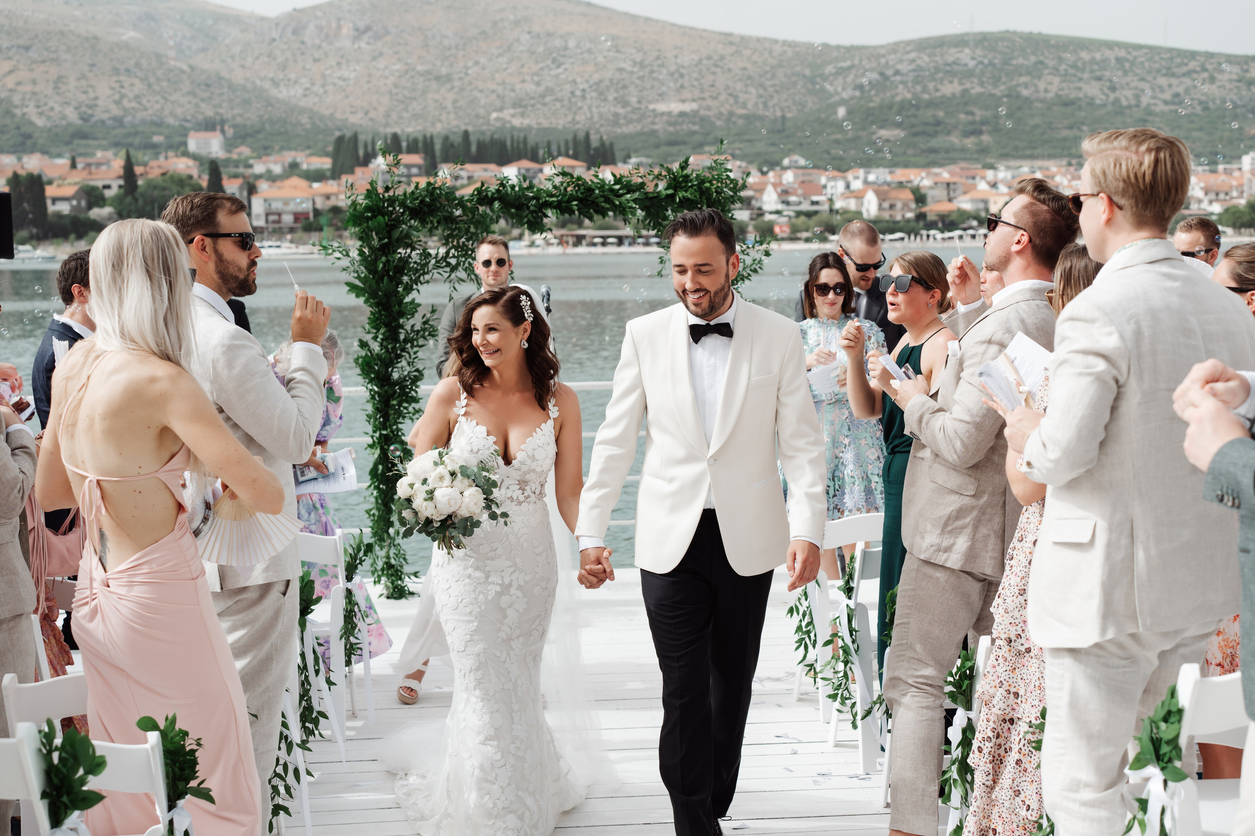Wedding photographer in France. Wedding Photographer in Marbella, Como, Tuscany, Cannes