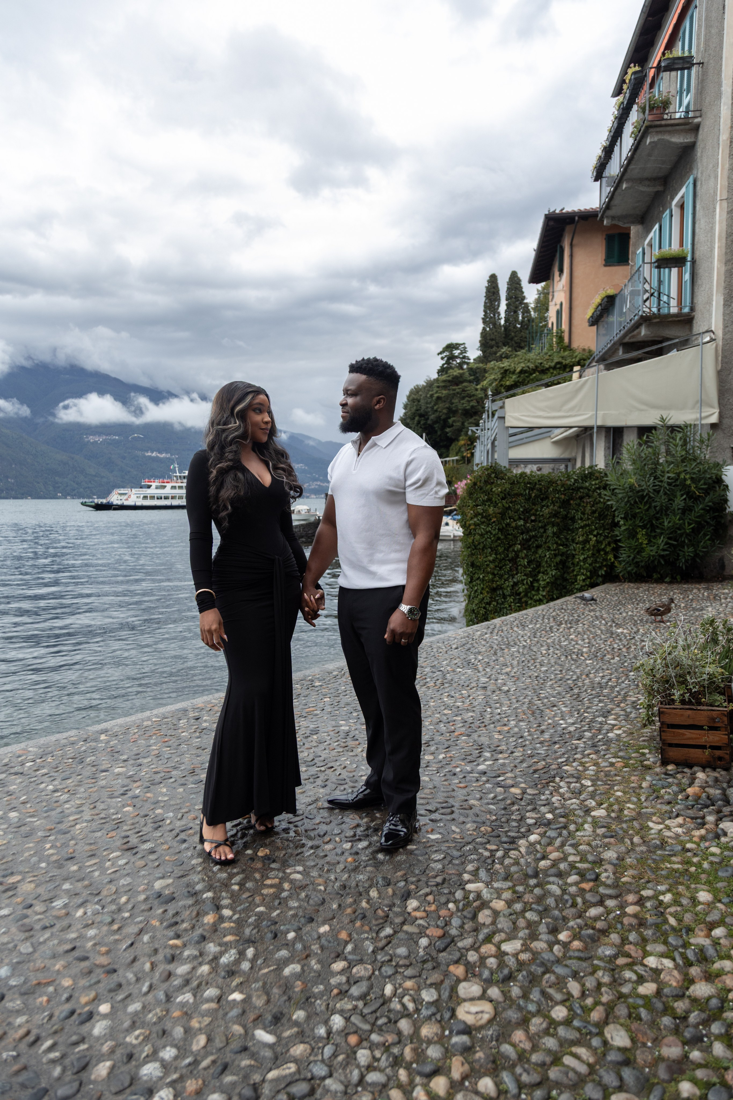 Varenna boat tour. Photographer in Milan |Mila Pro Photo