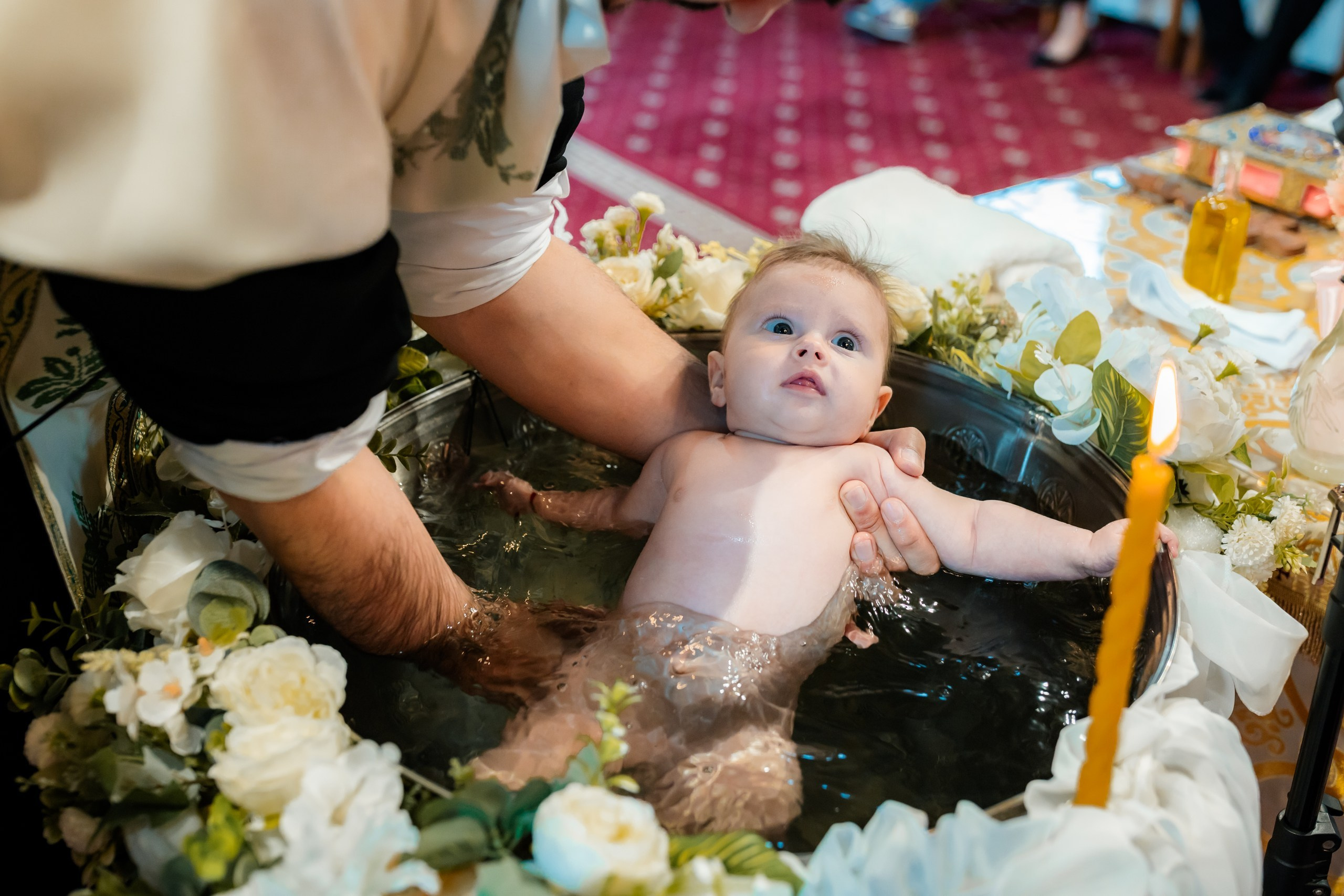 fotograf botez Miruna Parascheva, fotografie botez Botoșani, fotograf Alin Chirilă, amintiri botez, fotografii botez, botez Miruna Parascheva, fotograf copii, fotografie botez în Botoșani-alt="botez Miruna Parascheva, fotografie botez Alin Chirilă, amintiri botez, fotografii emoționante botez Botoșani"-- fotografii-botez-bebelus- amintiri-botez-micuț- moment-sfânt-crestinare- fotografie-emotionanta-botez- detalii-botez-bebelusi- parinti-fericiti-la-botez- fotograf-botez-profesionist- botez-in-biserica-ortodoxa- micuț-botezat-cu-emoție- zâmbete-și-lacrimi-la-botez- bebeluș-la-cristelniță- decor-botez-colorat- botez-cu-dragoste-și-credință- emotie-pura-la-botez- fotograf-botez-botosani- botez-iasi-suceava-fotograf- amintiri-nepretuite-botez