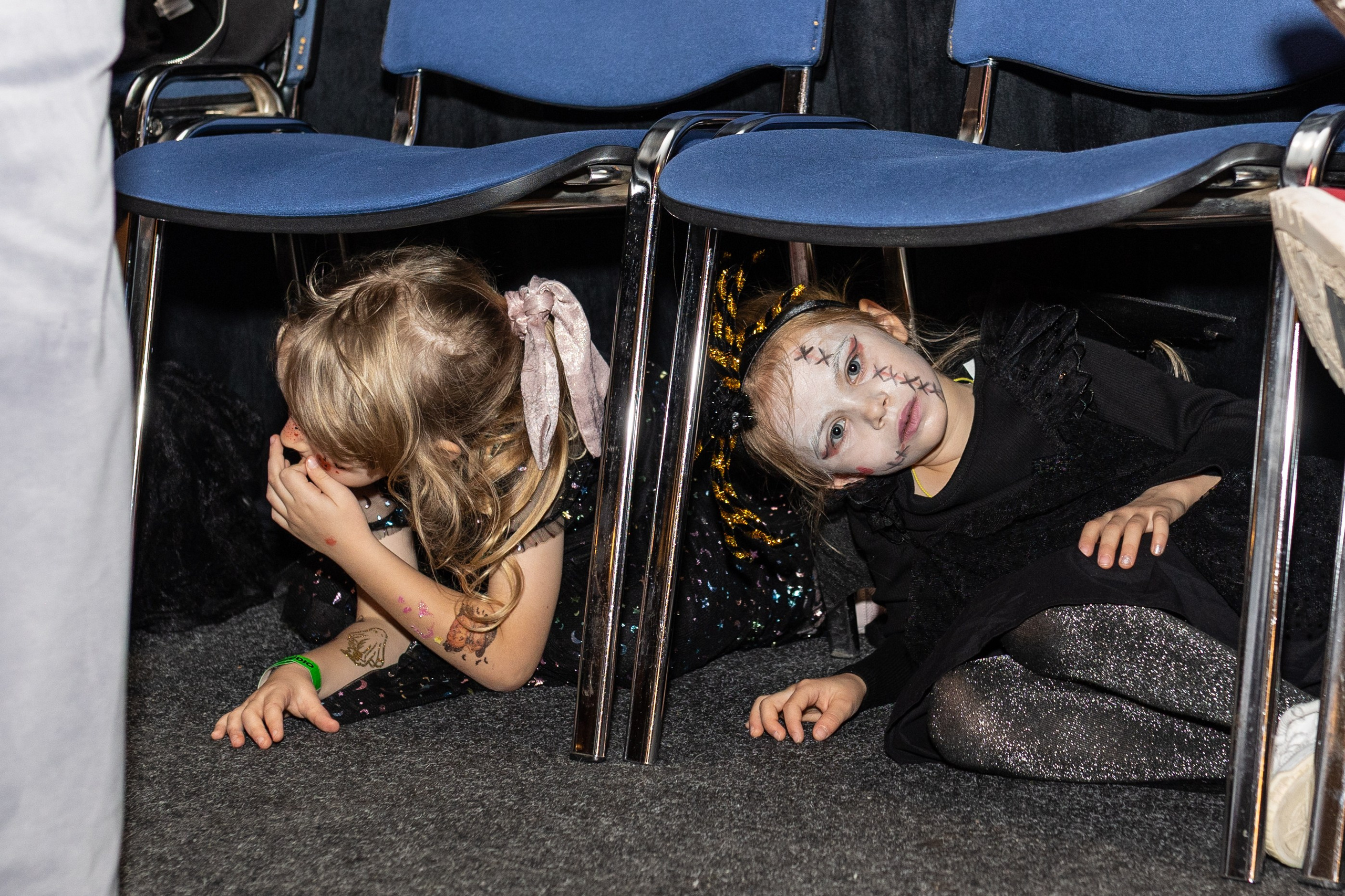 Leo dance studio Helloween 2025. Семейный и детский фотограф в Варшаве Мила Бобровская