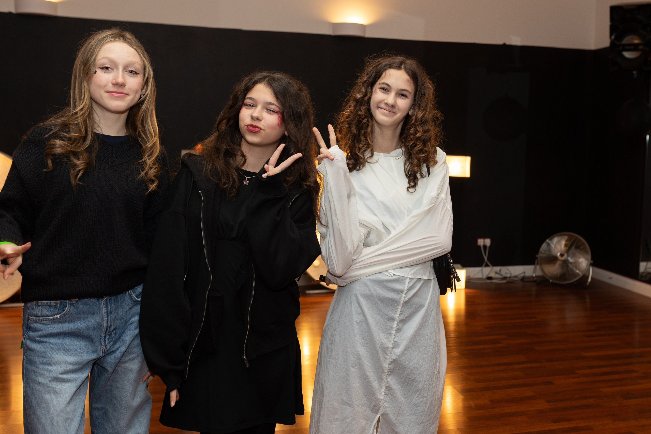 Leo dance studio Helloween 2025. Семейный и детский фотограф в Варшаве Мила Бобровская