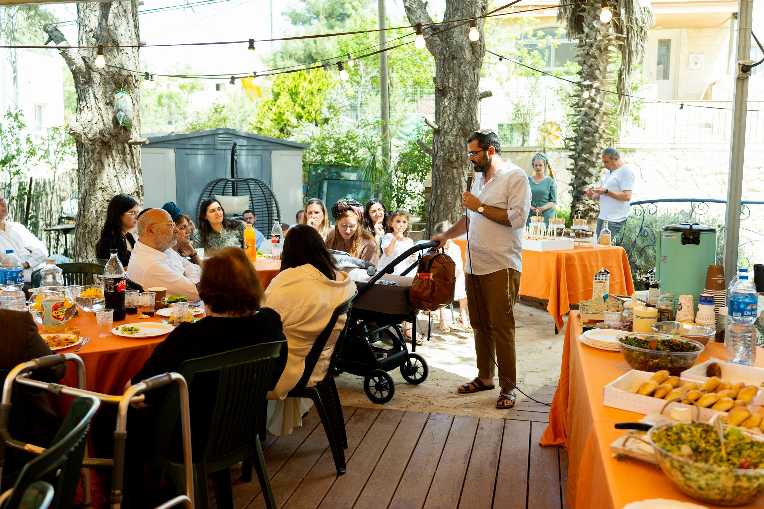 משפחת ברנד. יוסף מזרחי צילום חתונה, ברית וזוגיות. צלם מקצועי שאוהב להוציא אתכם הכי יפים ברגעים הכי מרגשים